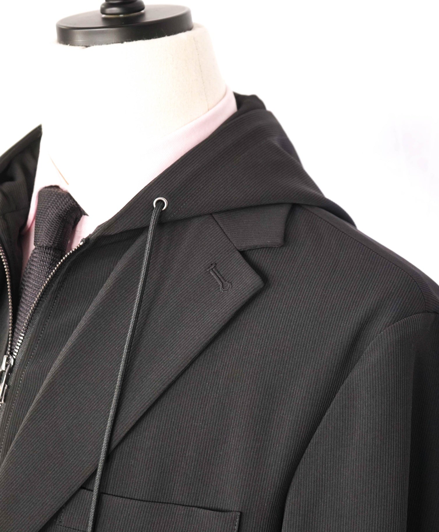 $795 EMPORIO ARMANI - Black Ribbed Poly Hooded Blazer - 42
