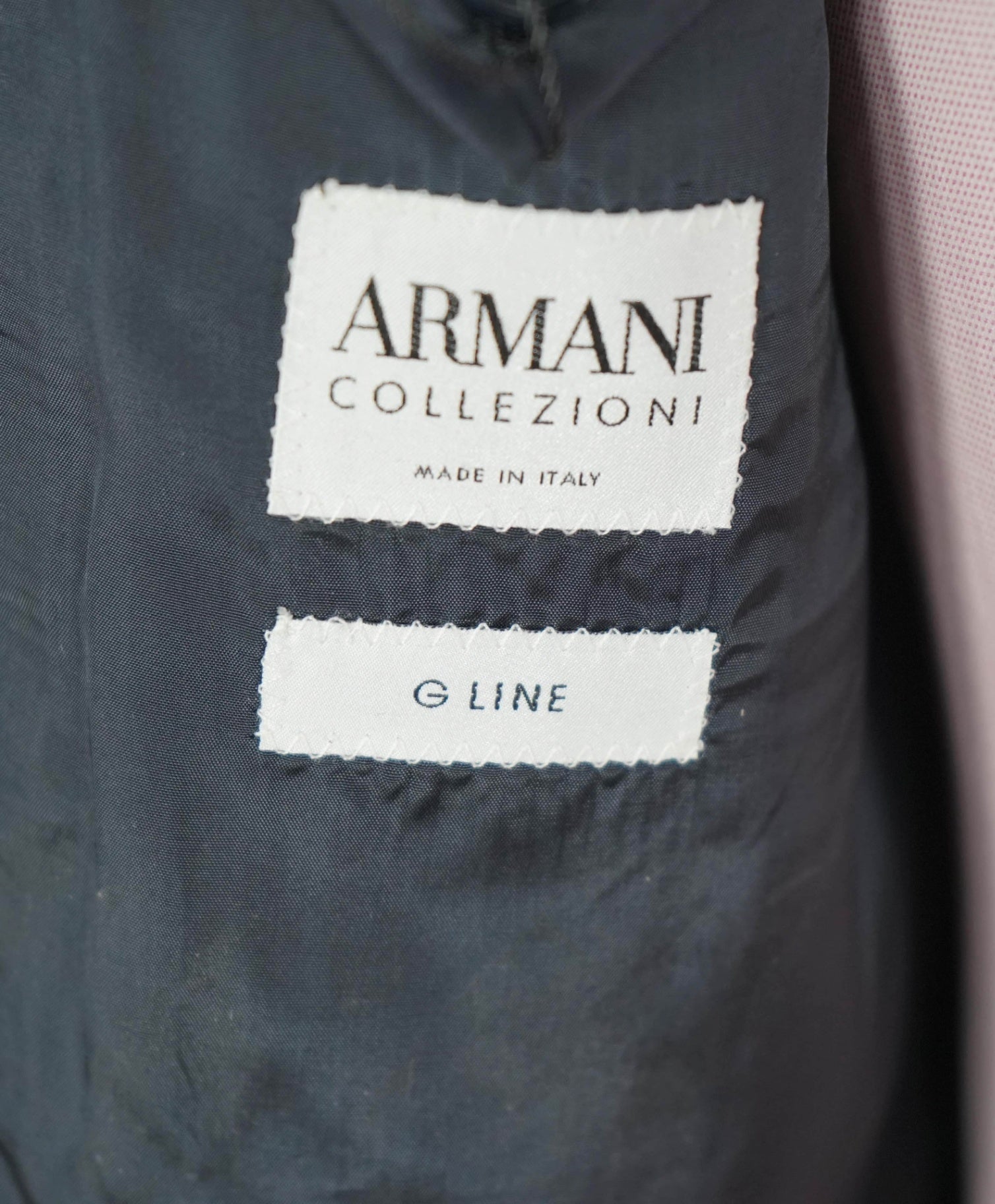 $1,995 ARMANI COLLEZIONI - "G Line" Navy Dinner Jacket Blazer - 42R