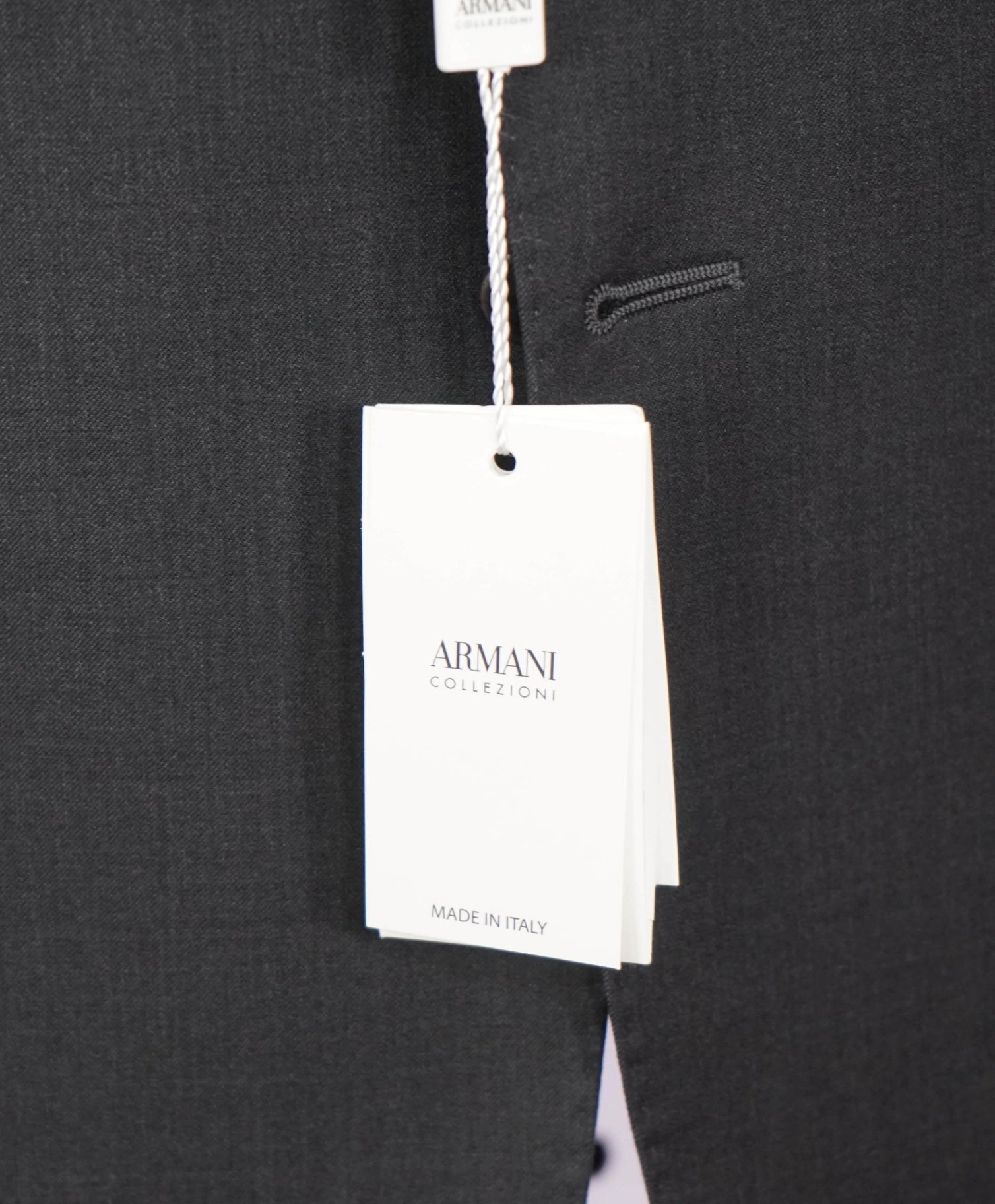 $1,995 ARMANI COLLEZIONI - Solid Gray "G LINE" Wool Suit - 48L