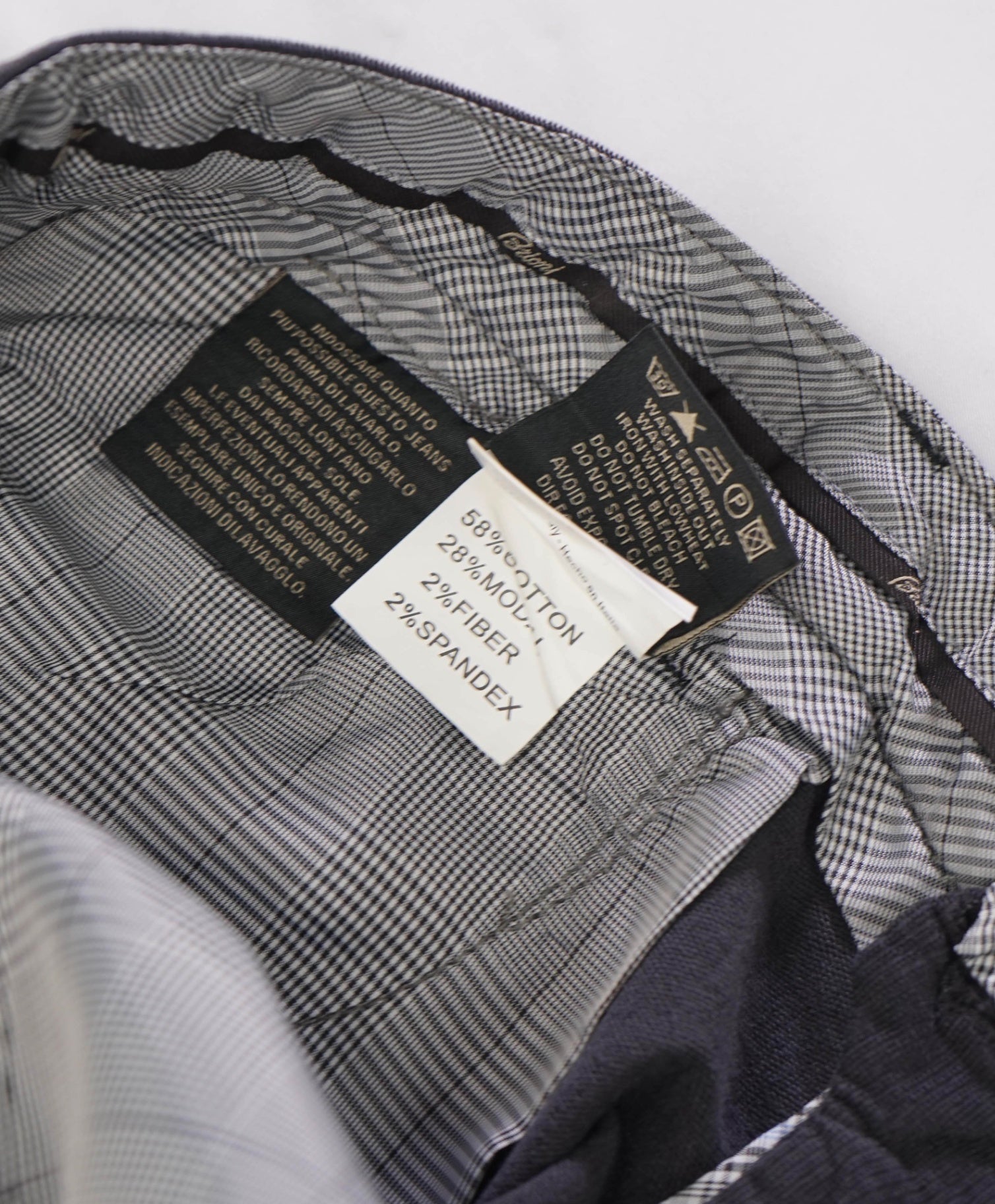 $700 BRIONI - Gray Corduroy 5-Pocket Casual Pants - 38W