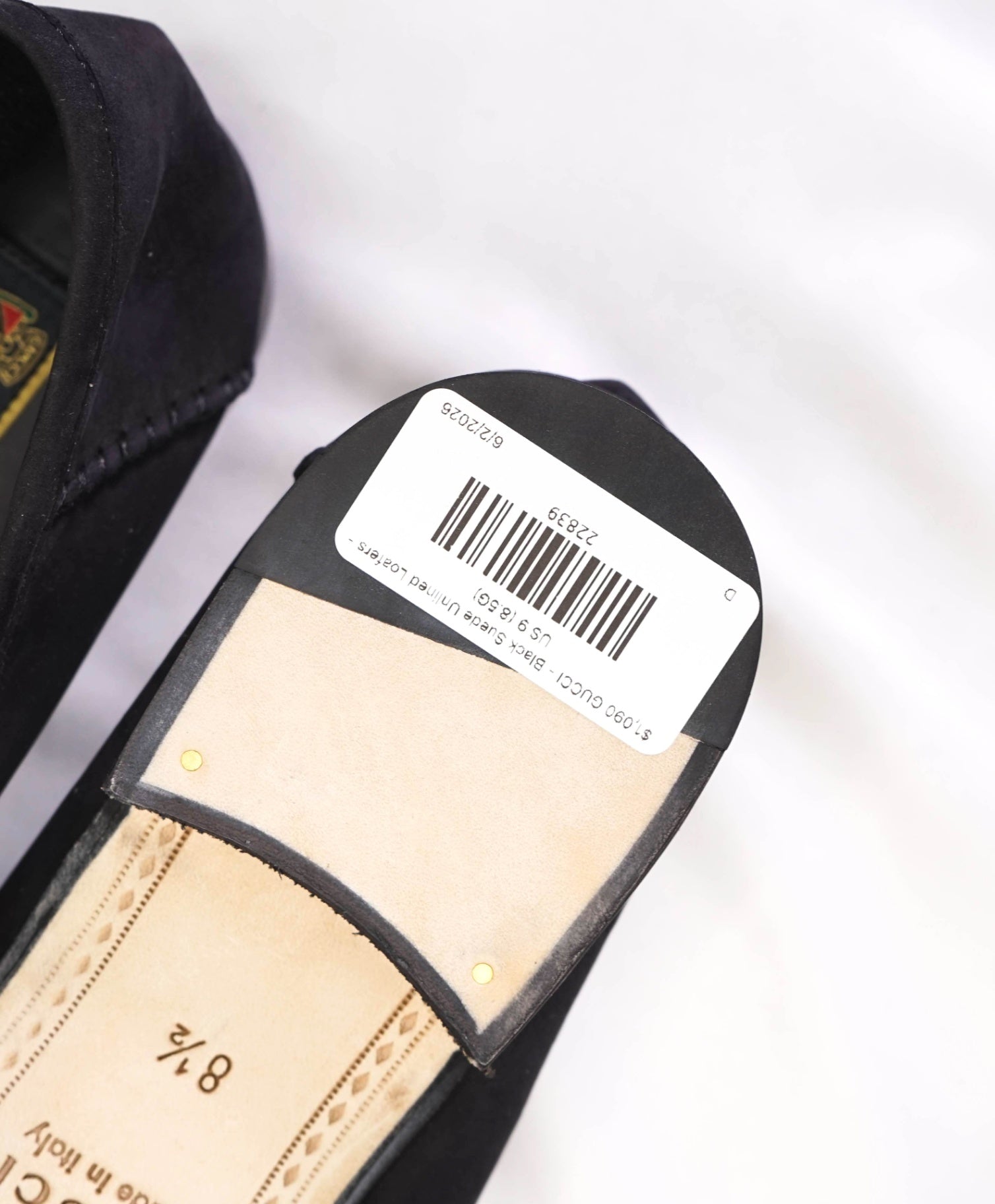$1,090 GUCCI - Black Suede Unlined Venetian Loafers - US 9 (8.5G)
