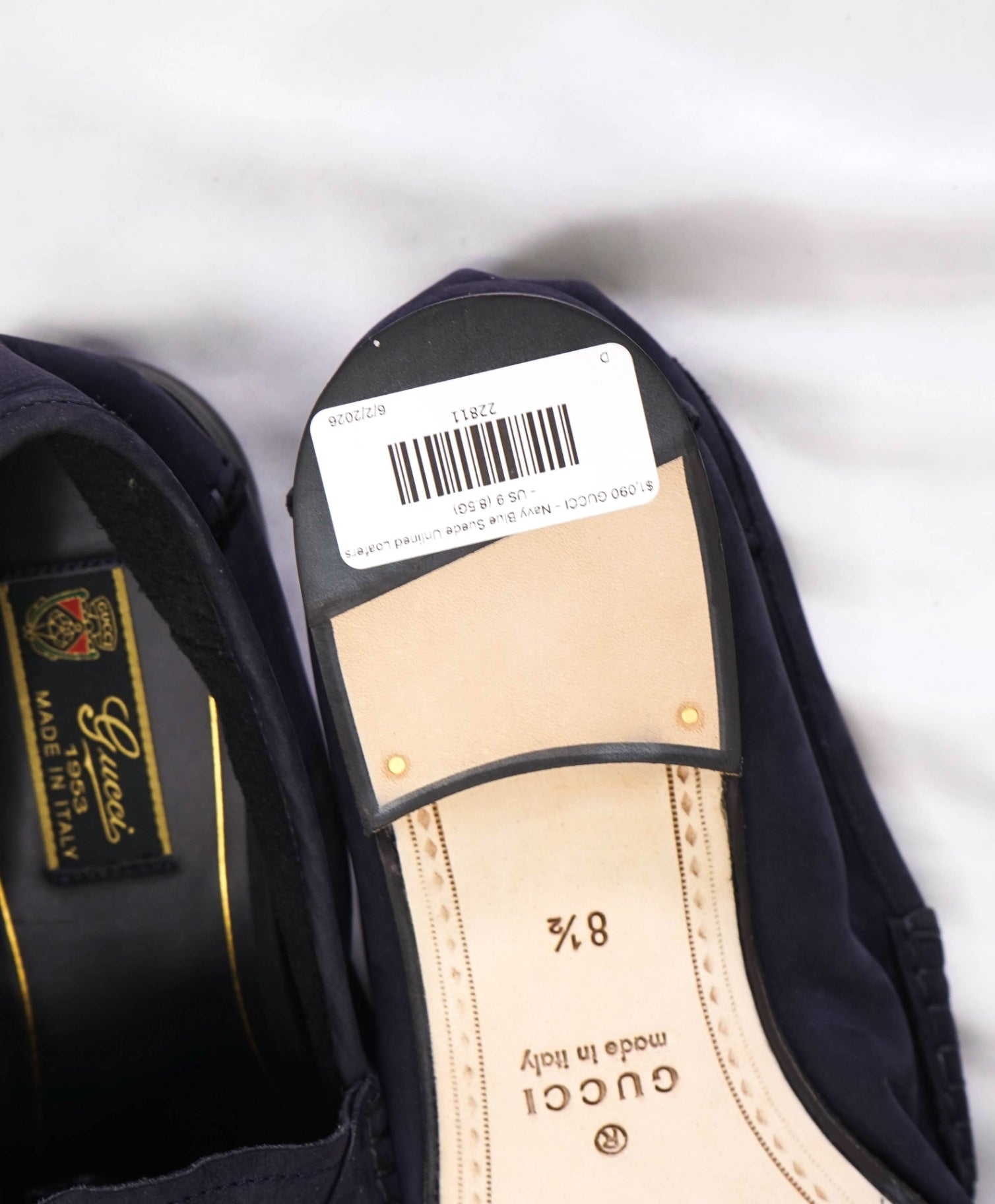 $1,090 GUCCI - Navy Blue Suede Unlined Venetian Loafers - US 9 (8.5G)