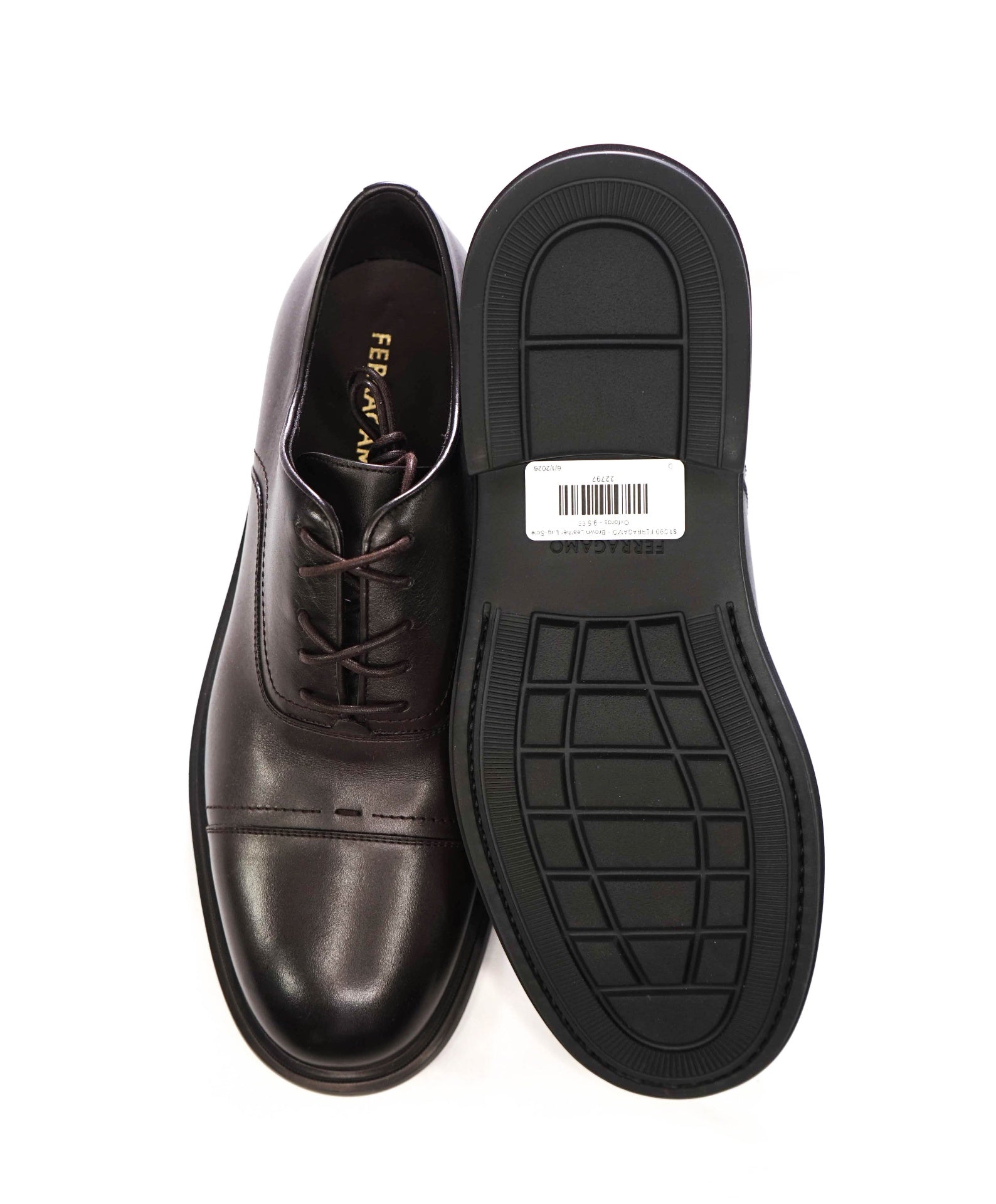 $1,090 FERRAGAMO - Brown Leather Lug-Sole Oxfords - 9.5 EE