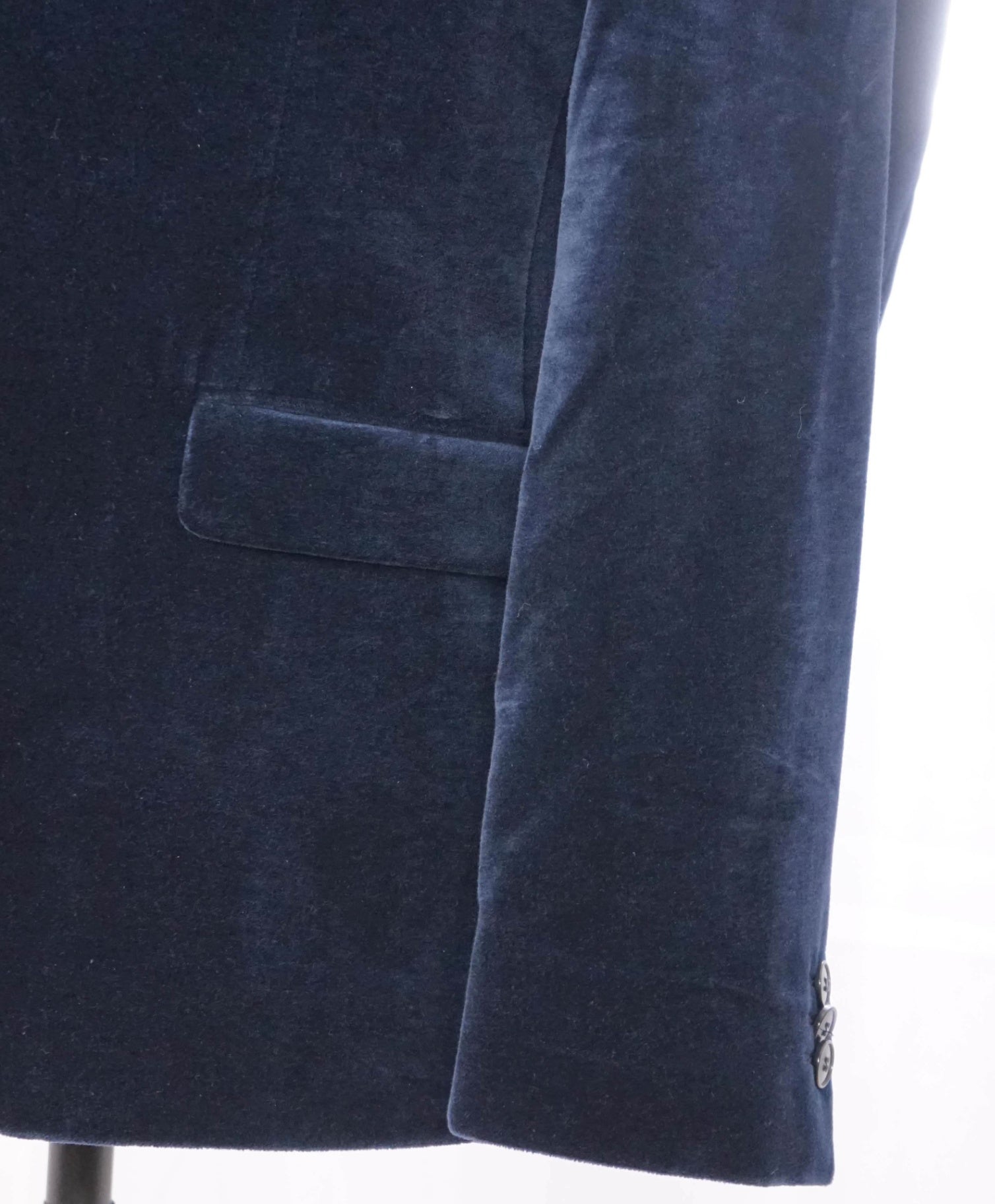 $400 HUGO BOSS - Navy Blue Velvet Blazer - 42S