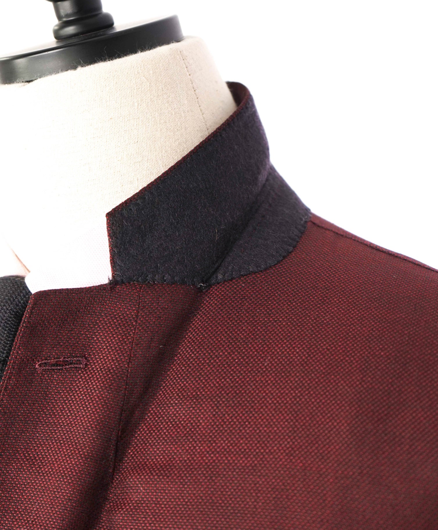 $5,950 DAVID AUGUST - *Made For MLBs Brandon League* Burgundy Blazer -42R