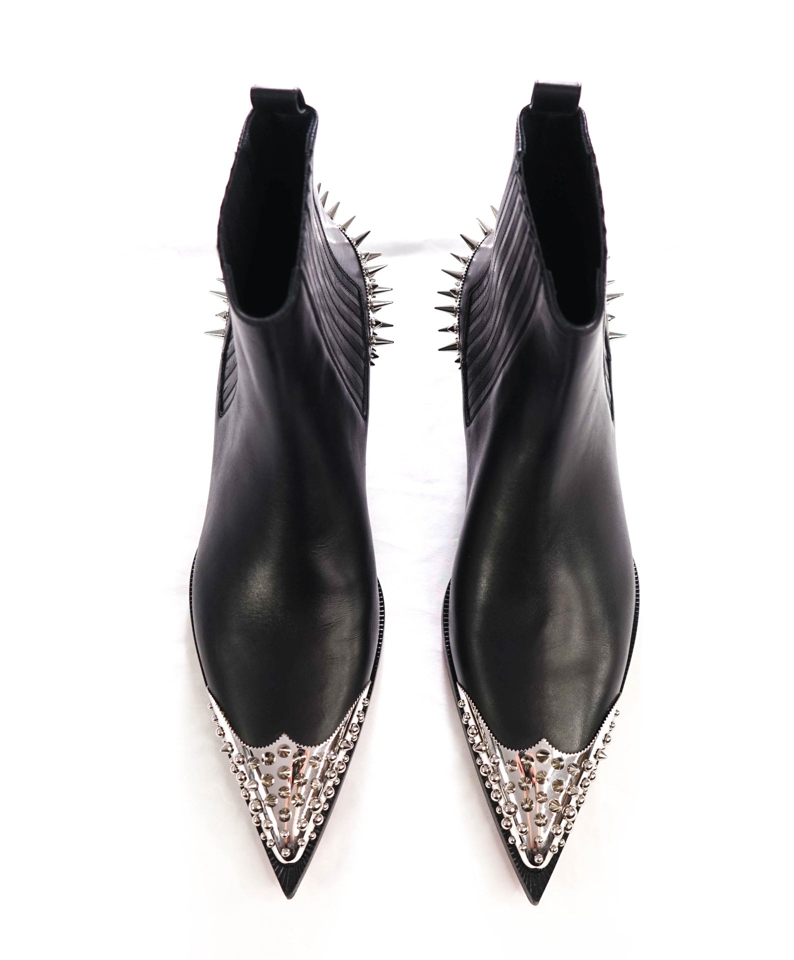 $2,995 LOUBOUTIN - Black "CHELVISS METEOR" Spiked Boots - US 10 (43EU)