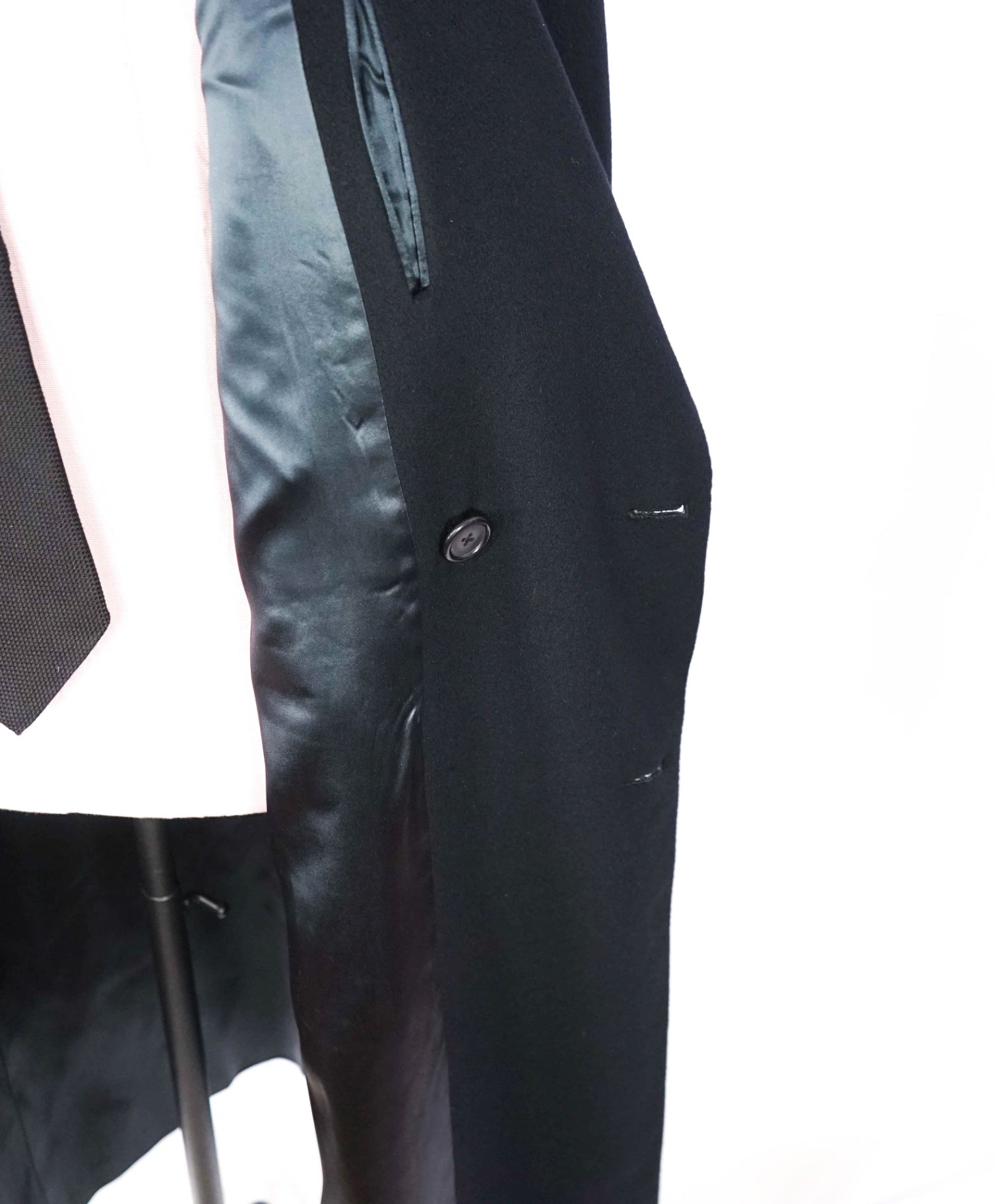 $1,795 HICKEY FREEMAN - Navy Cashmere CALF LENGTH Overcoat - 42R