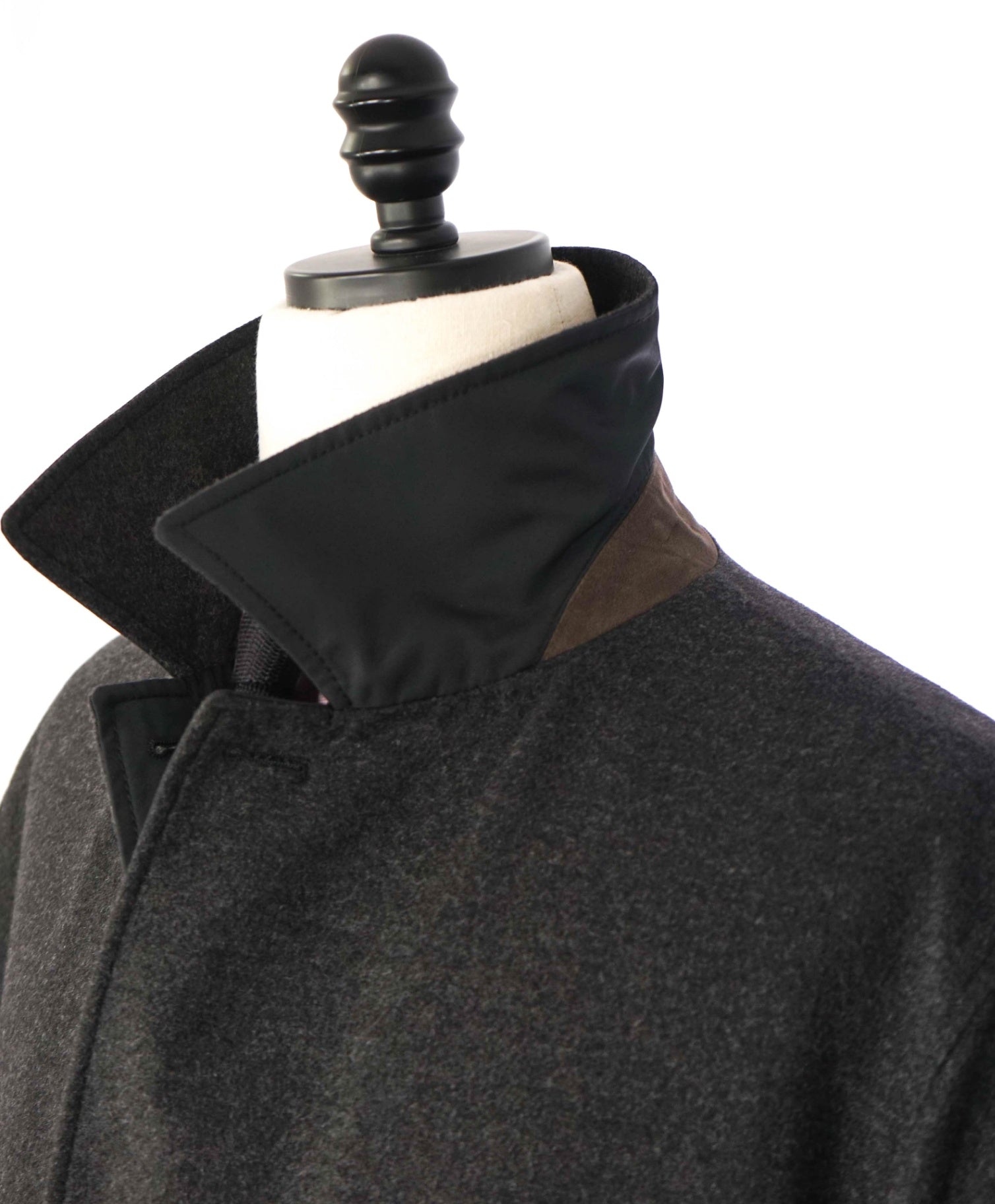 $1,195 SAKS FIFTH AVENUE - Gray Cashmere/Silk Reversible Coat - XXL