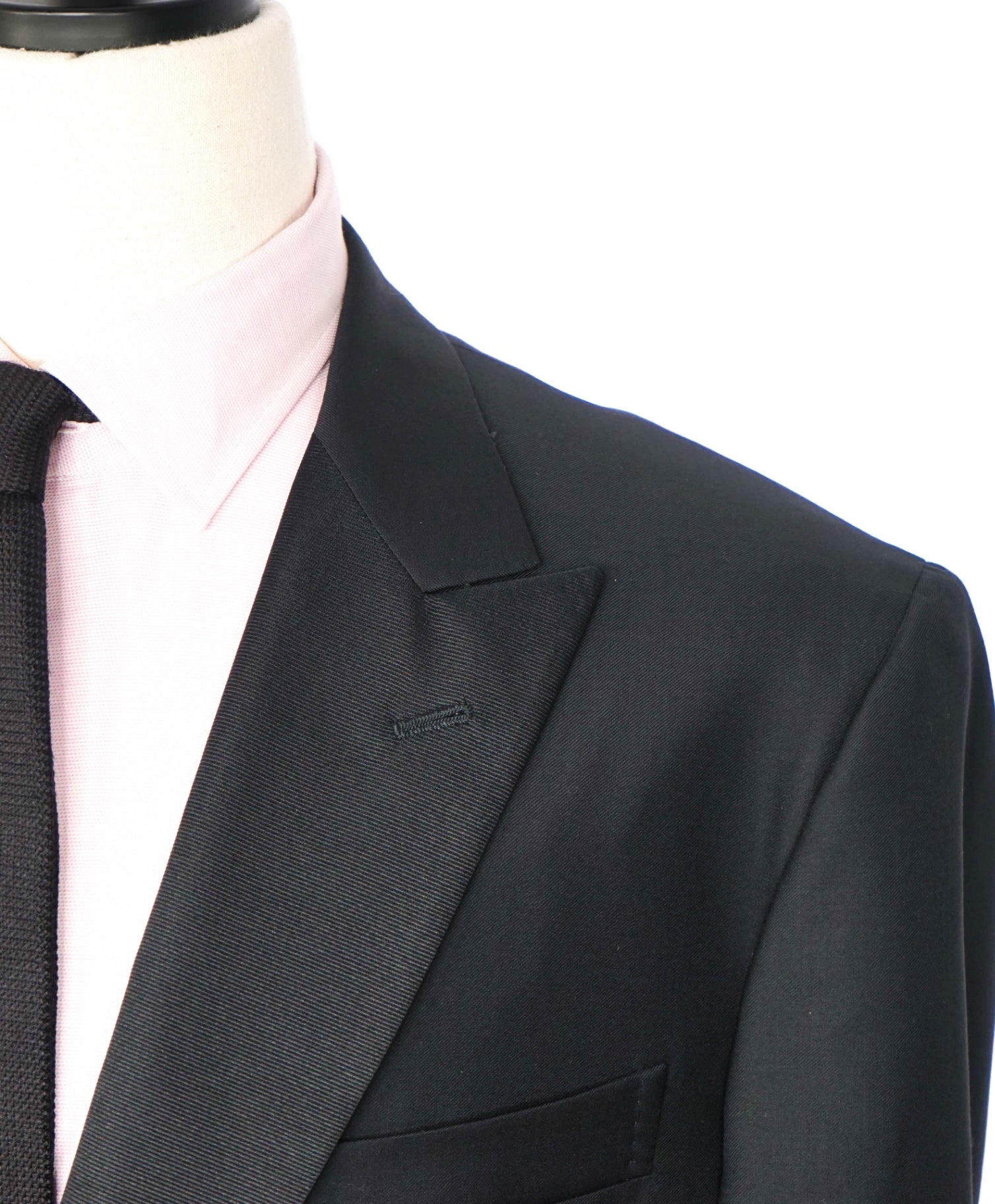$4,595 ISAIA - Black Wool Peak Lapel Dinner Jacket - 52L
