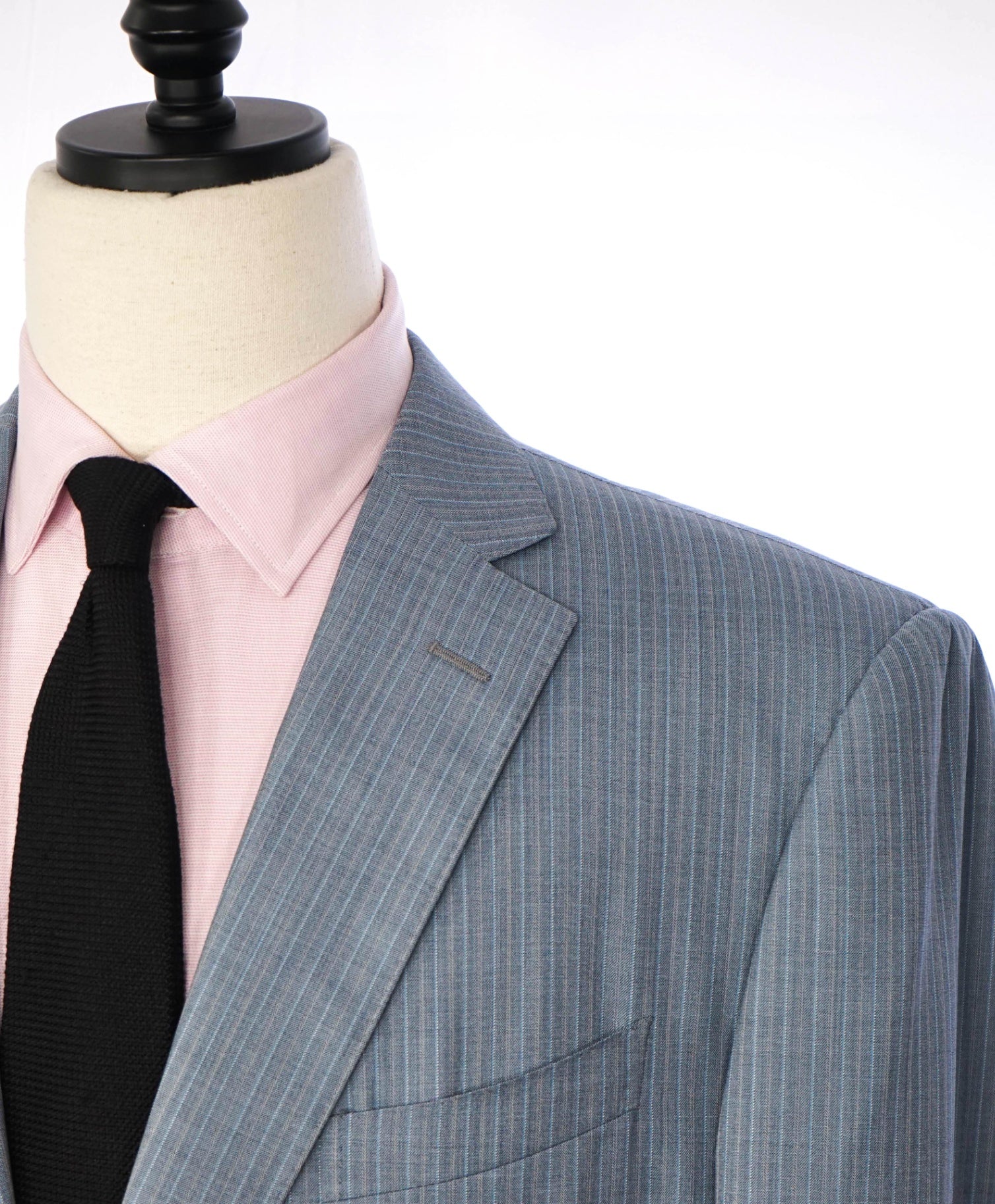 $6,900 ZILLI PARIS - Light Blue Stripe Wool/Silk Suit - 46R