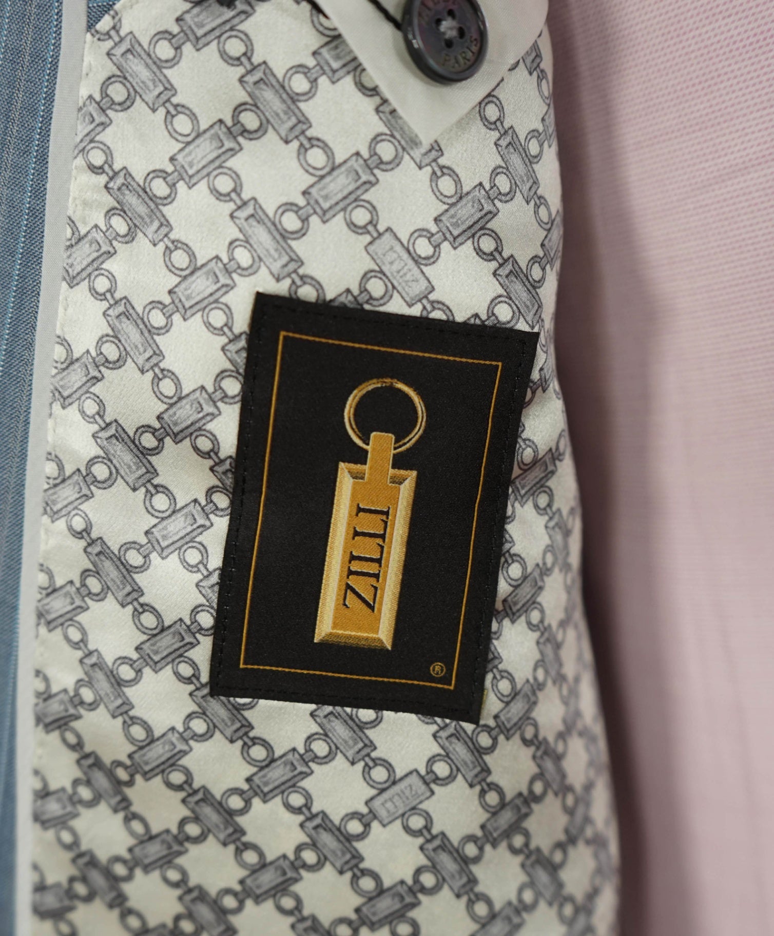 $6,900 ZILLI PARIS - Light Blue Stripe Wool/Silk Suit - 46R
