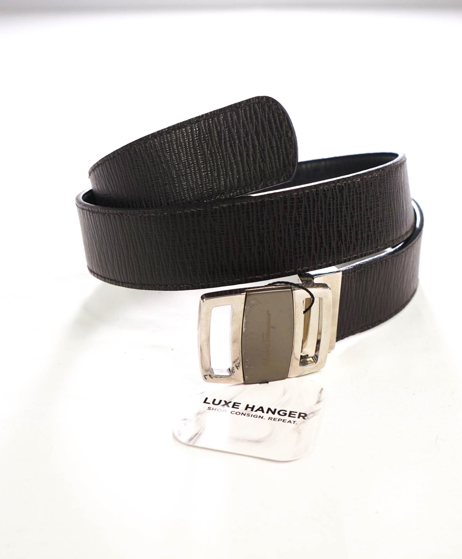 $575 FERRAGAMO - Brown Leather Belt - 33W