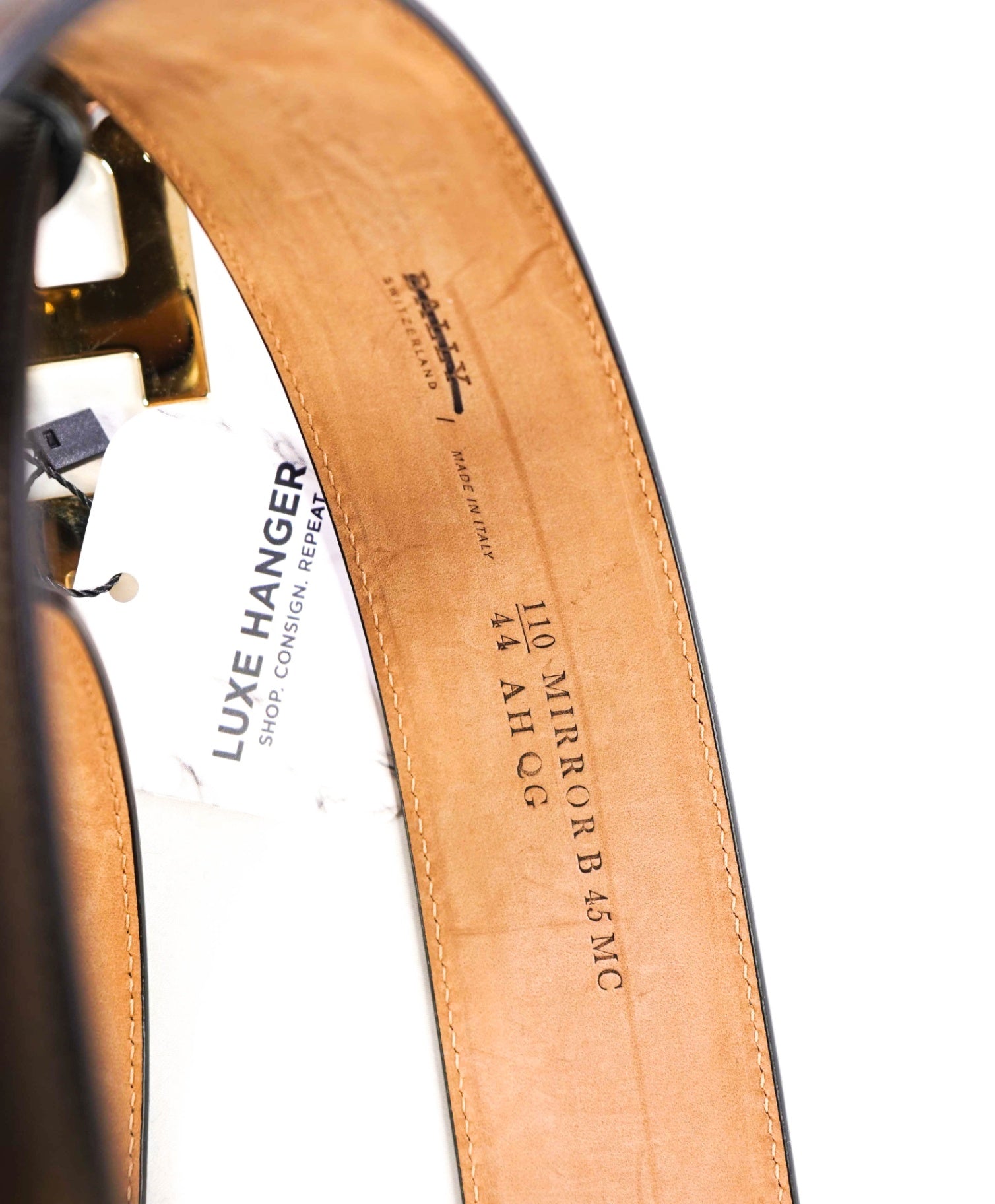 $425 BALLY - Honeycomb Leather Mirror B Belt - 44W