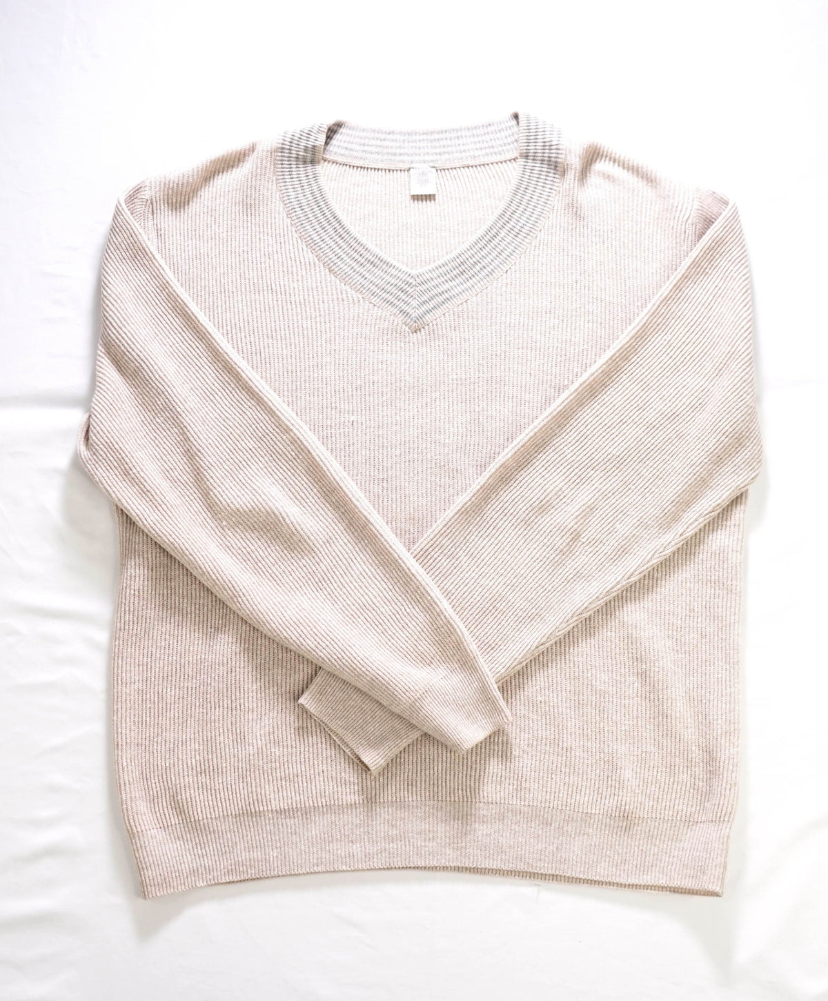 $795 ELEVENTY - Beige Knit Linen/Cotton V-Neck Sweater - XL