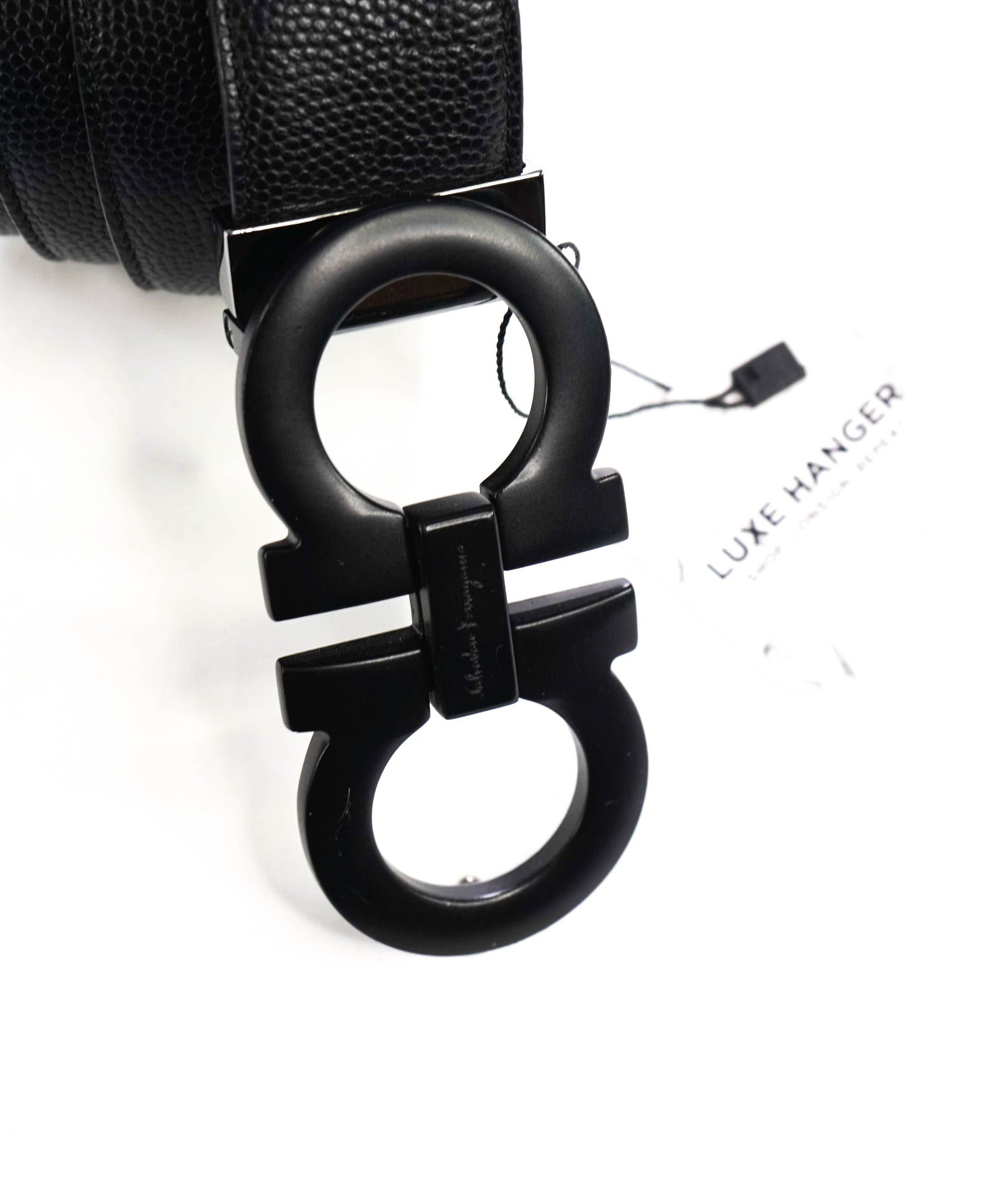 $595 FERRAGAMO - Black Pebble Leather Belt - 34W