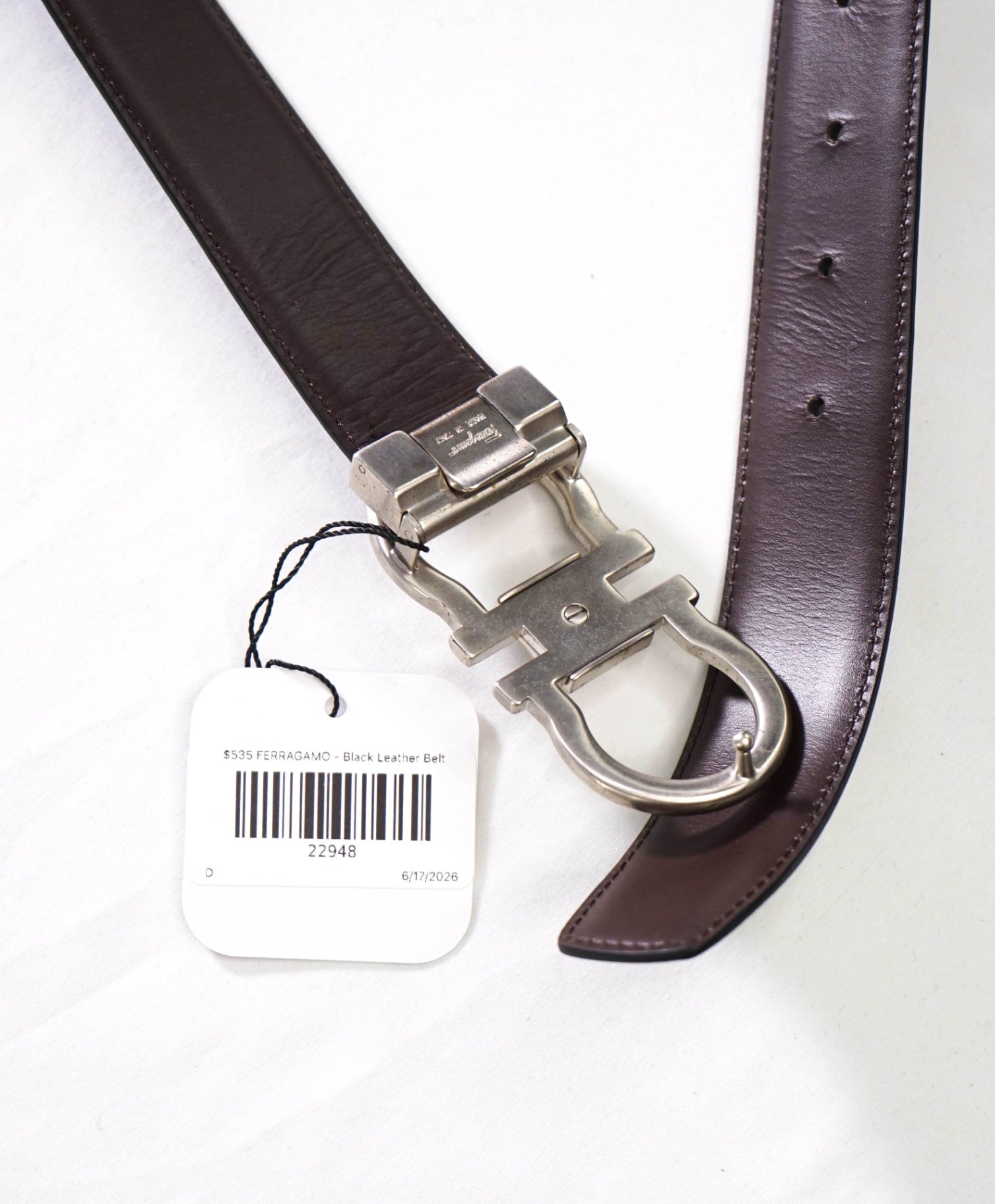 $535 FERRAGAMO - Black/Brown Reversible Leather Gancini Belt- 36W
