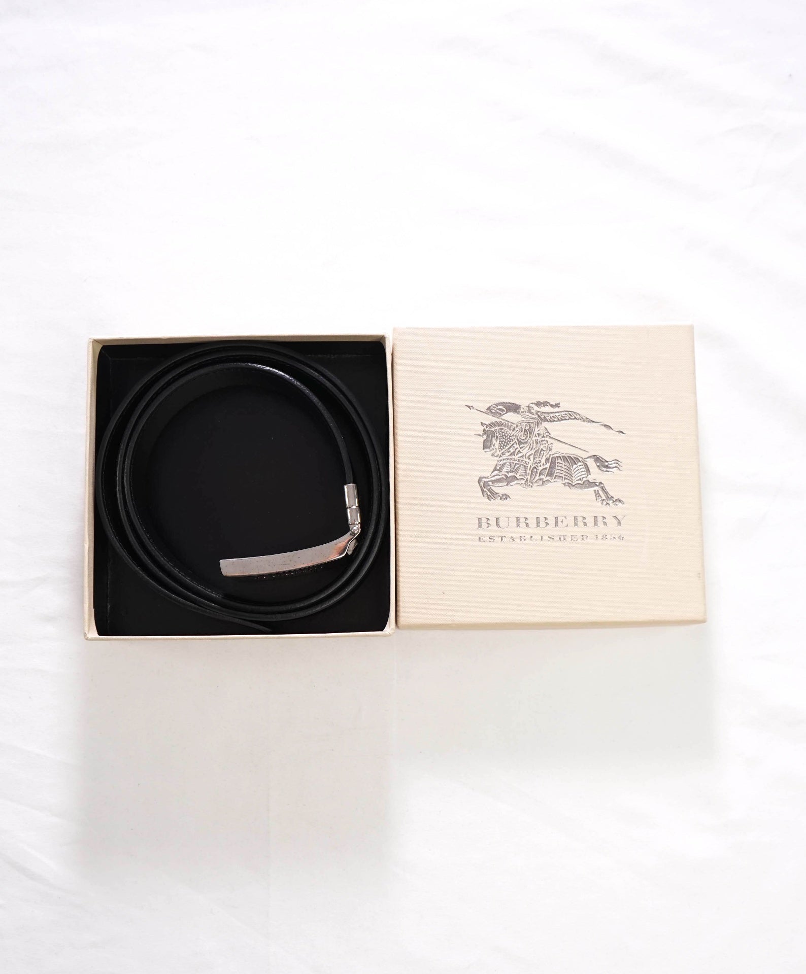 $295 BURBERRY - Brown/Black Reversible Canvas/Leather Belt - 40W
