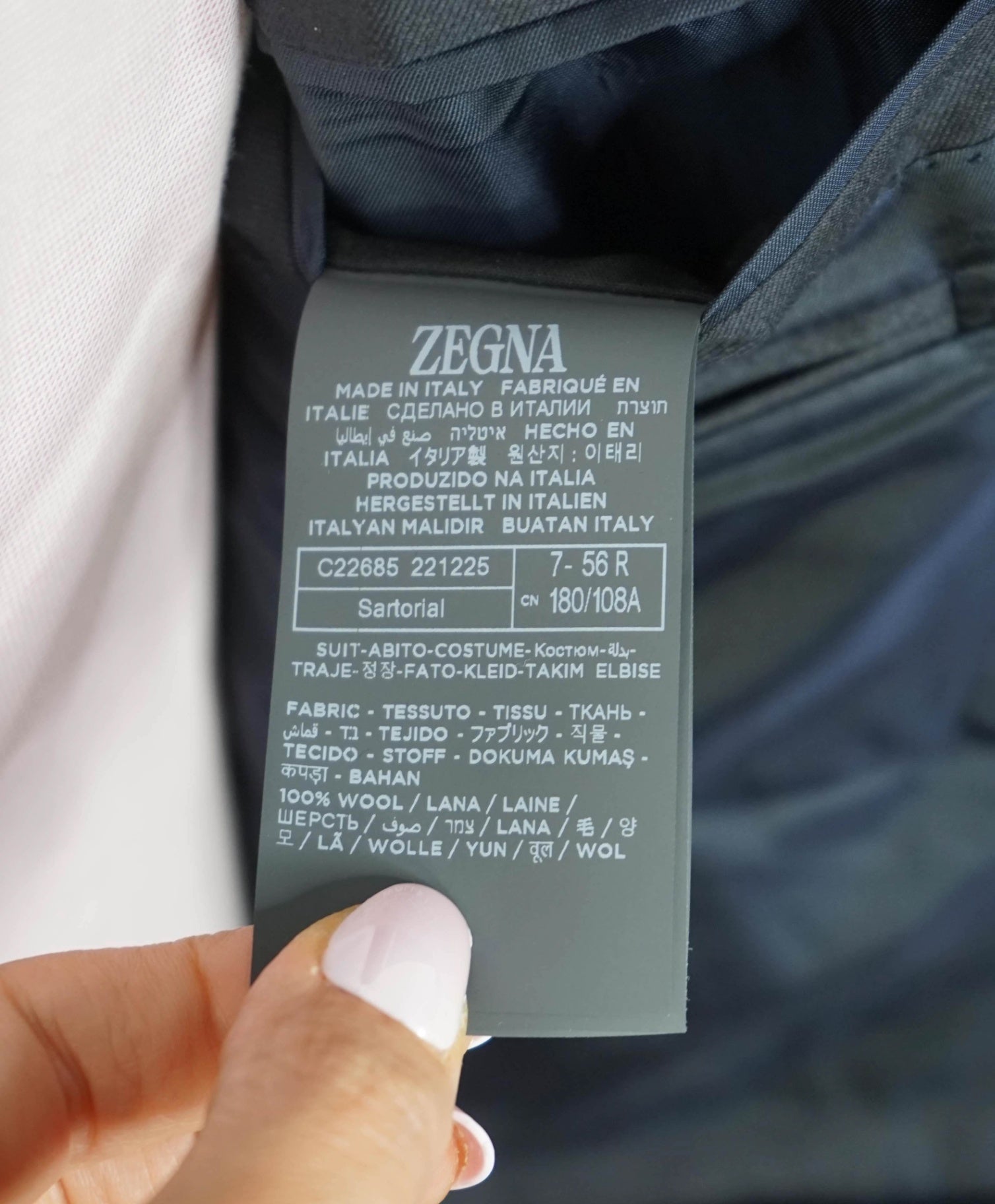 $4,290 ZEGNA - Solid Navy TROFEO Wool Suit - 46R
