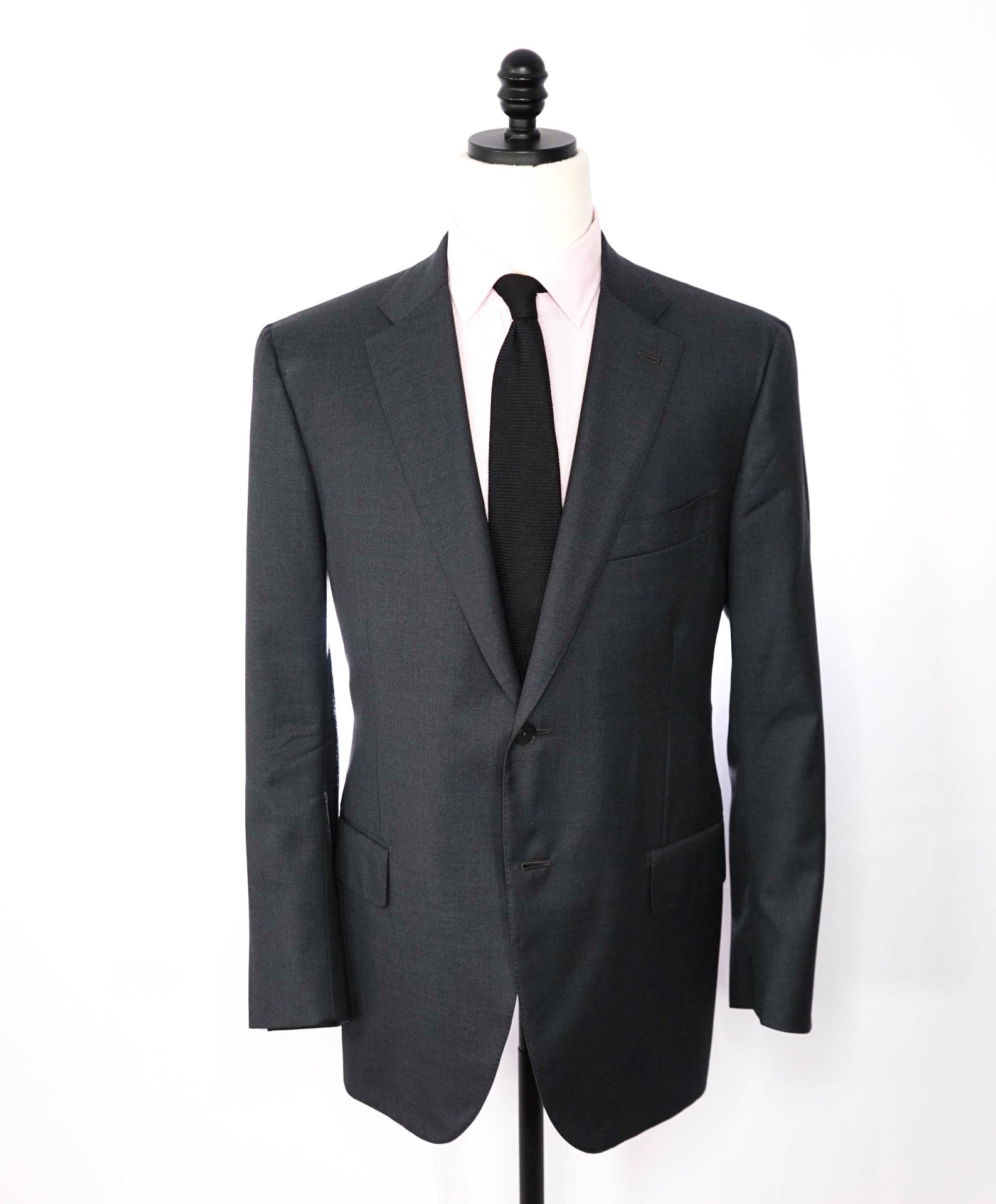 $3,995 ISAIA - "AQUASPIDER" Solid Gray Wool Suit - 46R