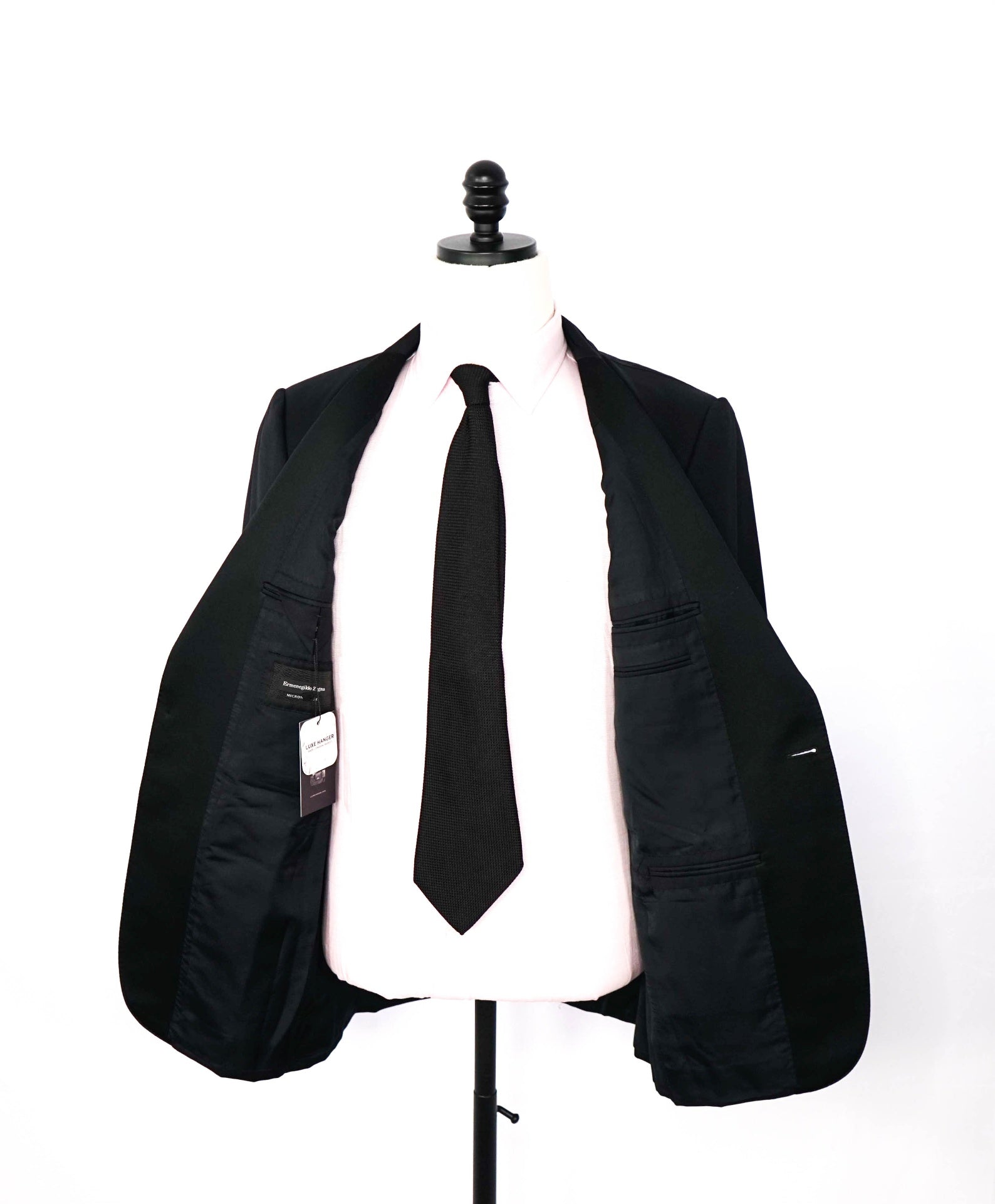 $2,695 ZEGNA - Black "MICRONSPHERE" Peak Dinner Jacket - 38R