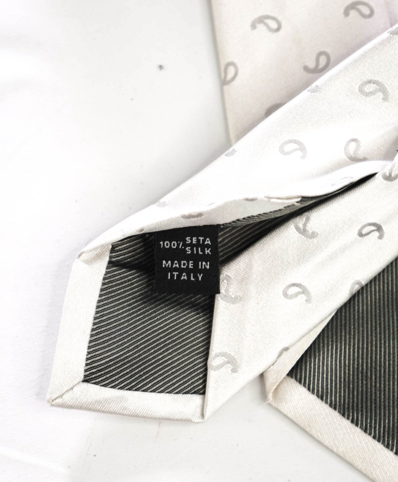 $192 LUIGI BORRELLI - Silver Micro Paisley Silk - 3.25" Tie