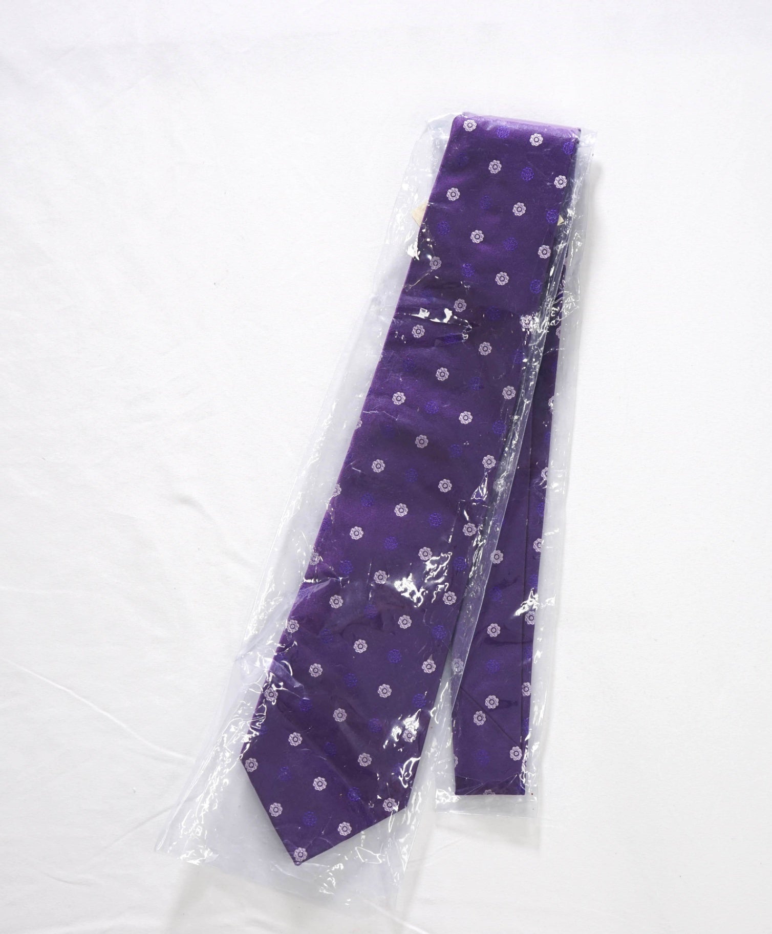 $192 LUIGI BORRELLI - Purple Medallion Silk - 3.25" Tie