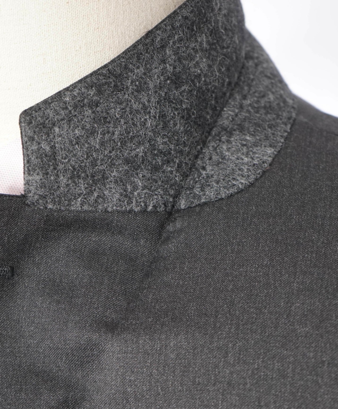 $1,895 CANALI - Solid Gray Wool Blazer - 52L US