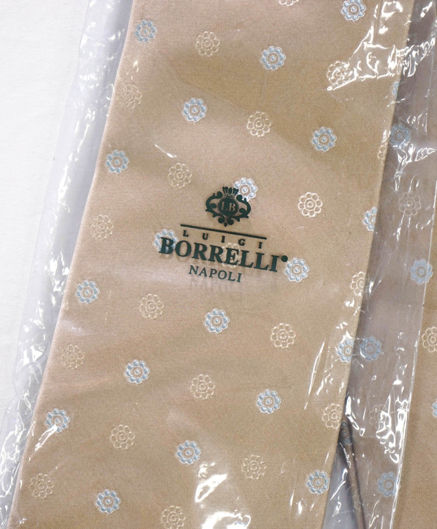 $192 LUIGI BORRELLI - Tan Medallion Silk - 3.25" Tie