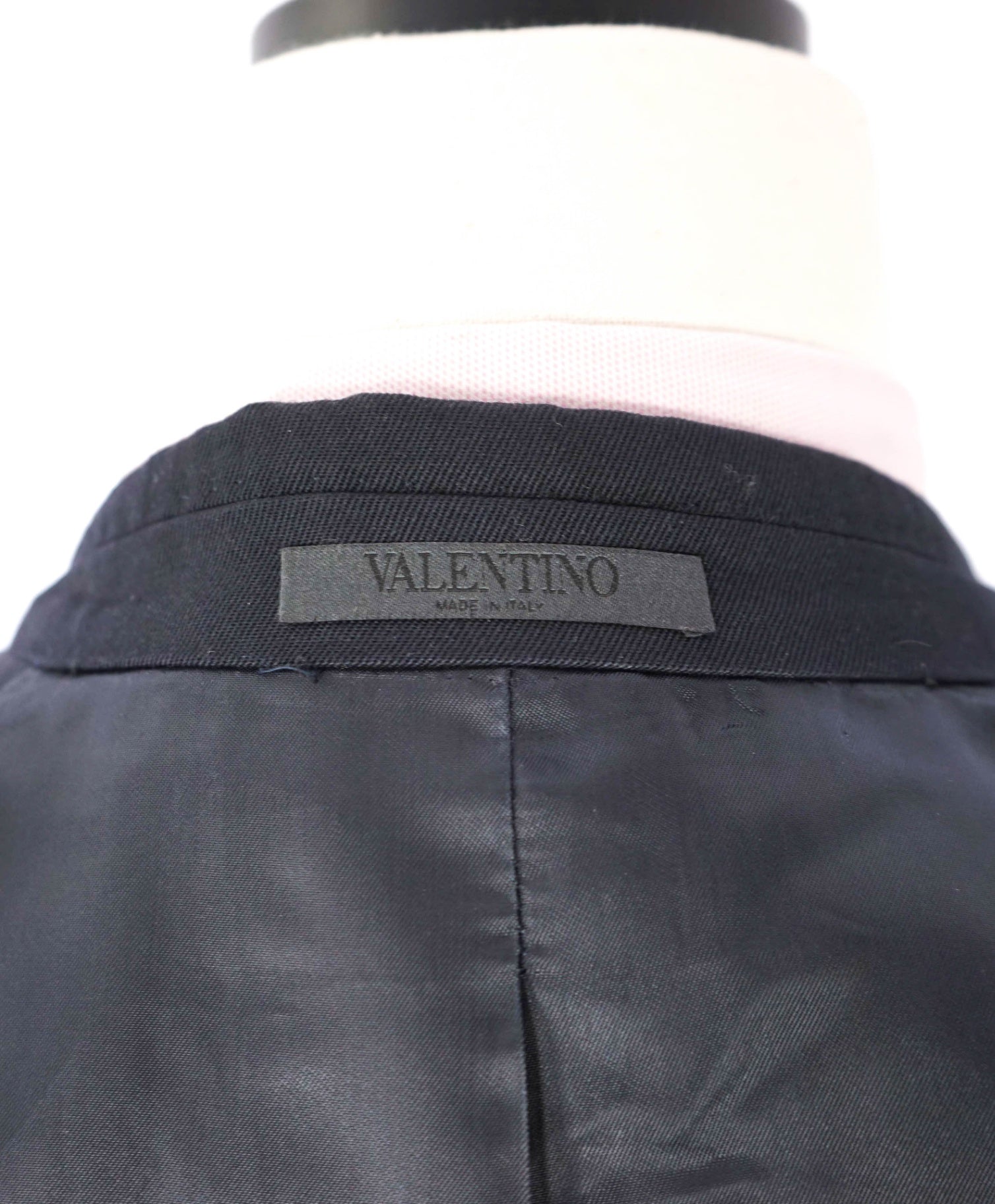 $3,200 VALENTINO - Navy Blue Wool Blazer - 36