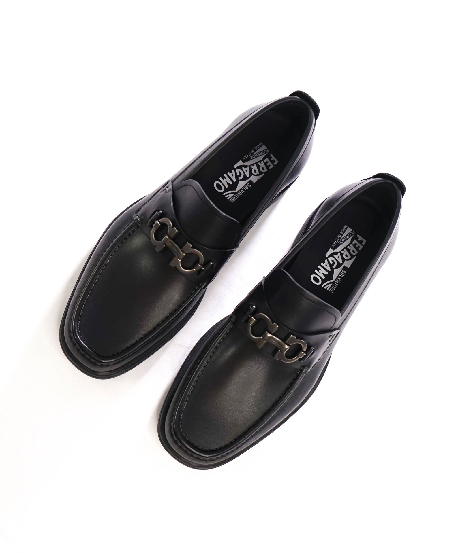 $895 FERRAGAMO - Black "DAVID" Lug-Sole Loafers - 8.5 EE
