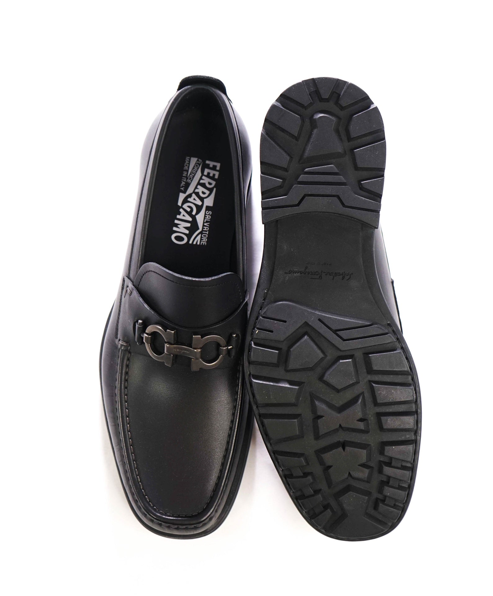 $895 FERRAGAMO - Black "DAVID" Lug-Sole Loafers - 8.5 EE