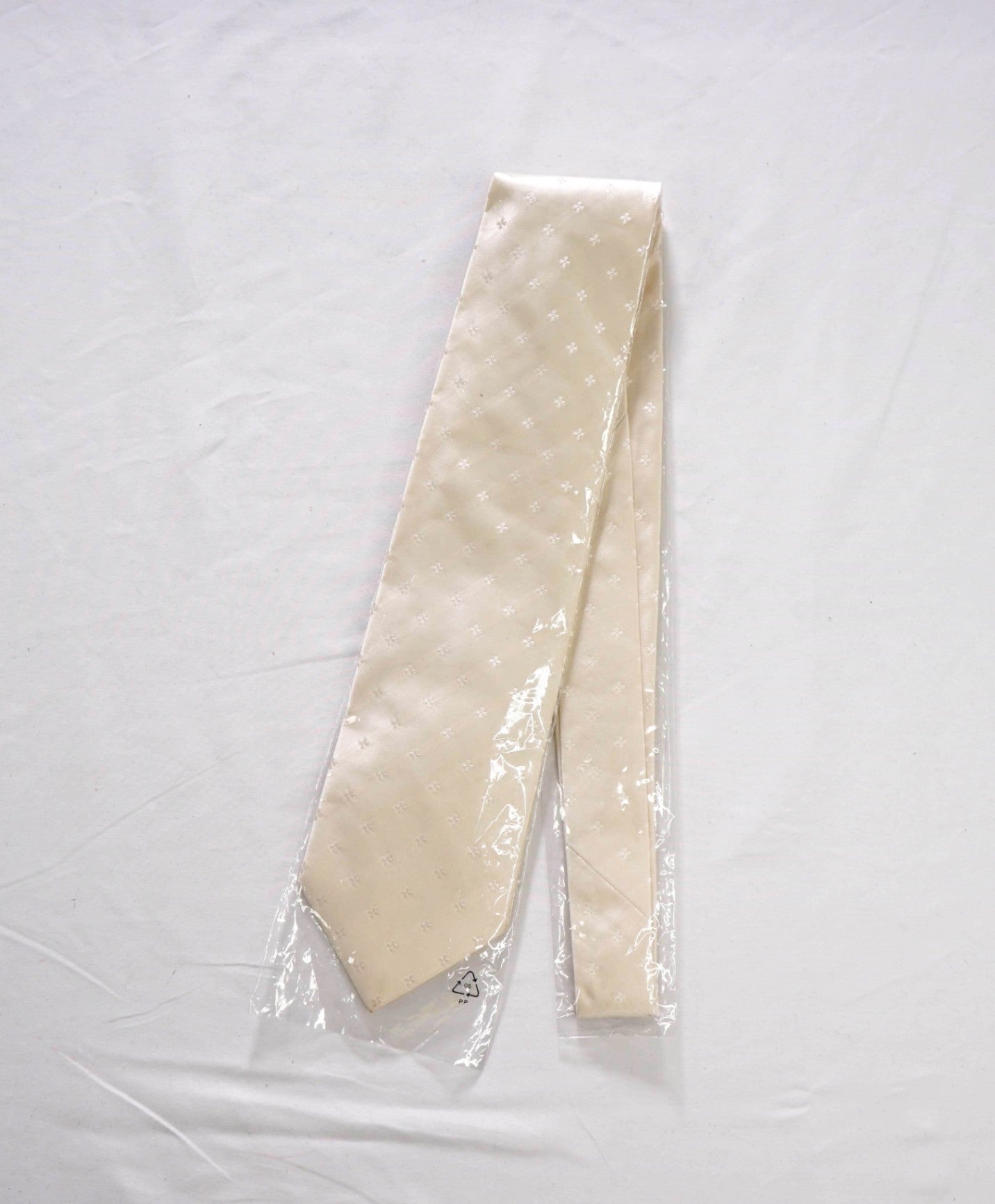 $192 LUIGI BORRELLI - Ivory White Medallion Tonal Stripe Silk - 3.25" Tie
