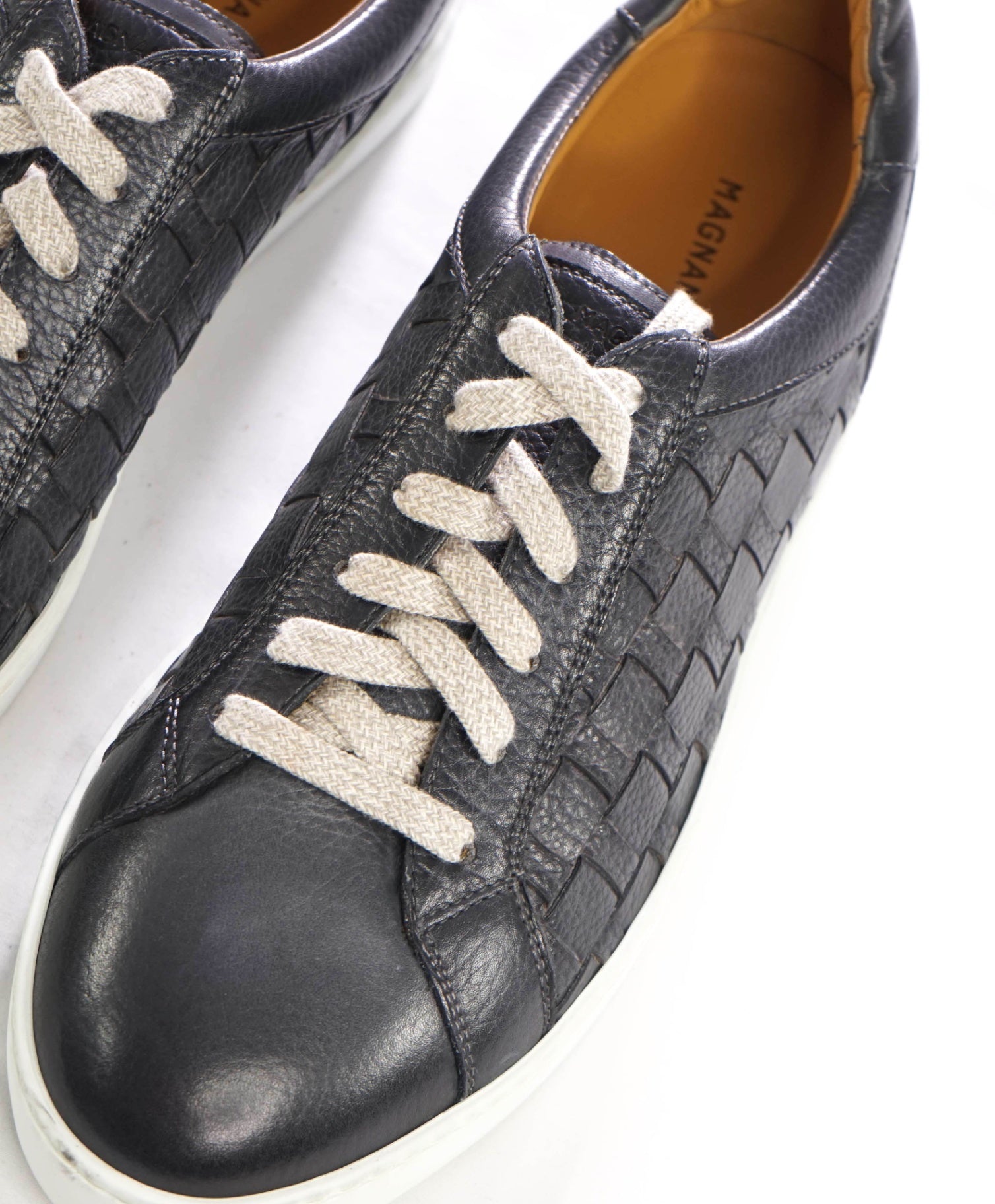 $550 MAGNANNI - Gray Woven Leather Sneakers - US 11 (44EU)