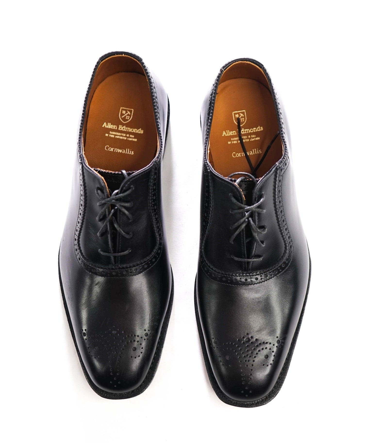 $1,000 ALLEN EDMONDS - Black Leather "Cornwallis" Oxfords - 11
