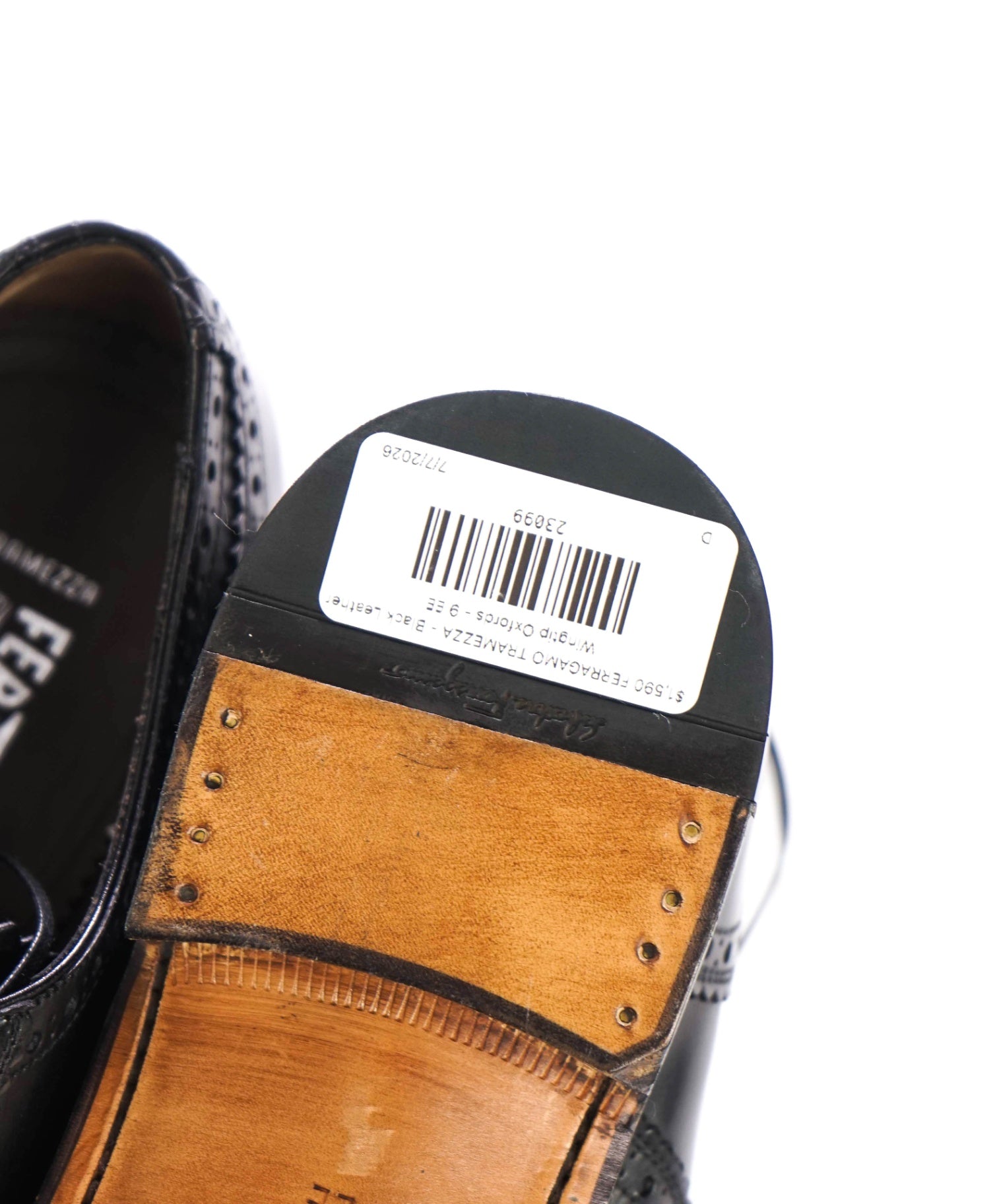 $1,590 FERRAGAMO TRAMEZZA - Black Wingtip Oxfords - 9 EE