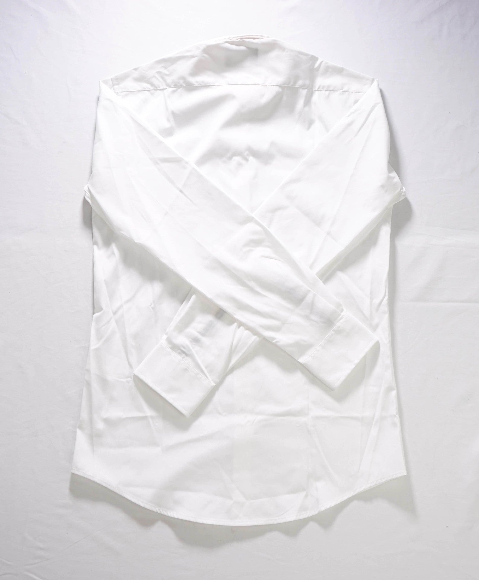 $325 BREITLING - Solid White Polyester/Cotton Dress Shirt - 14.5/15