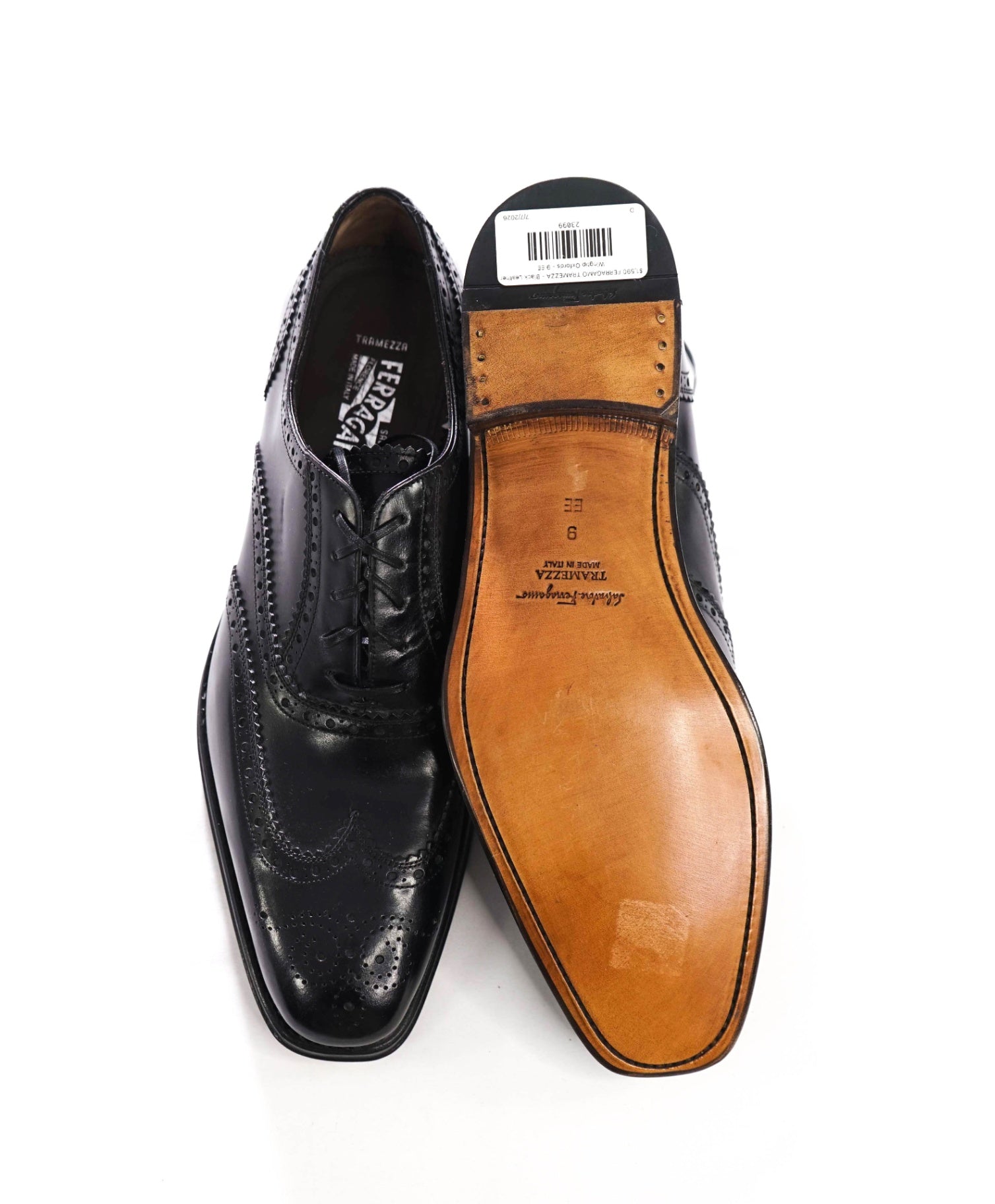 $1,590 FERRAGAMO TRAMEZZA - Black Wingtip Oxfords - 9 EE