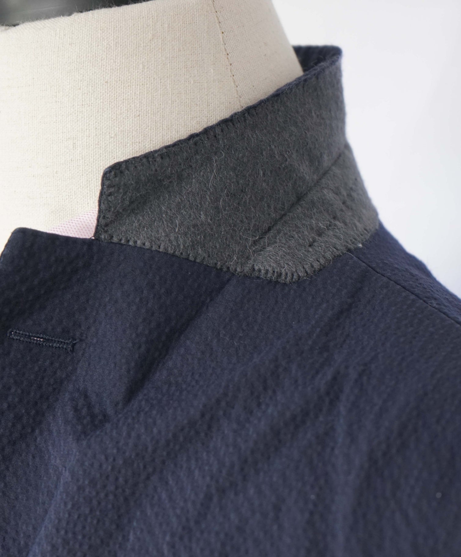 Z ZEGNA - Navy Blue Seersucker Sport Jacket - 42R (Fits 40R)