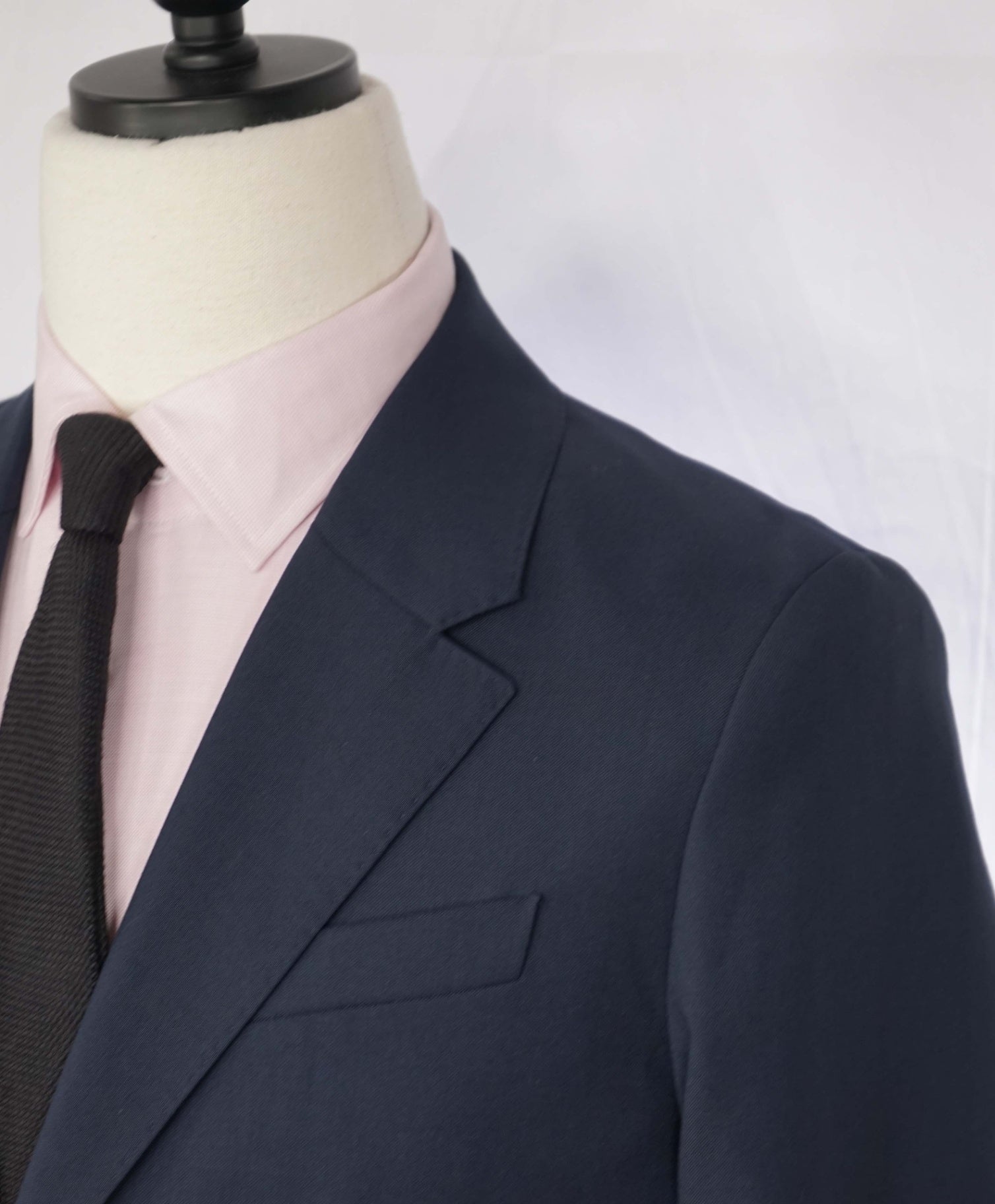 $1,020 AMI - Navy Blue Wool Blazer - 46