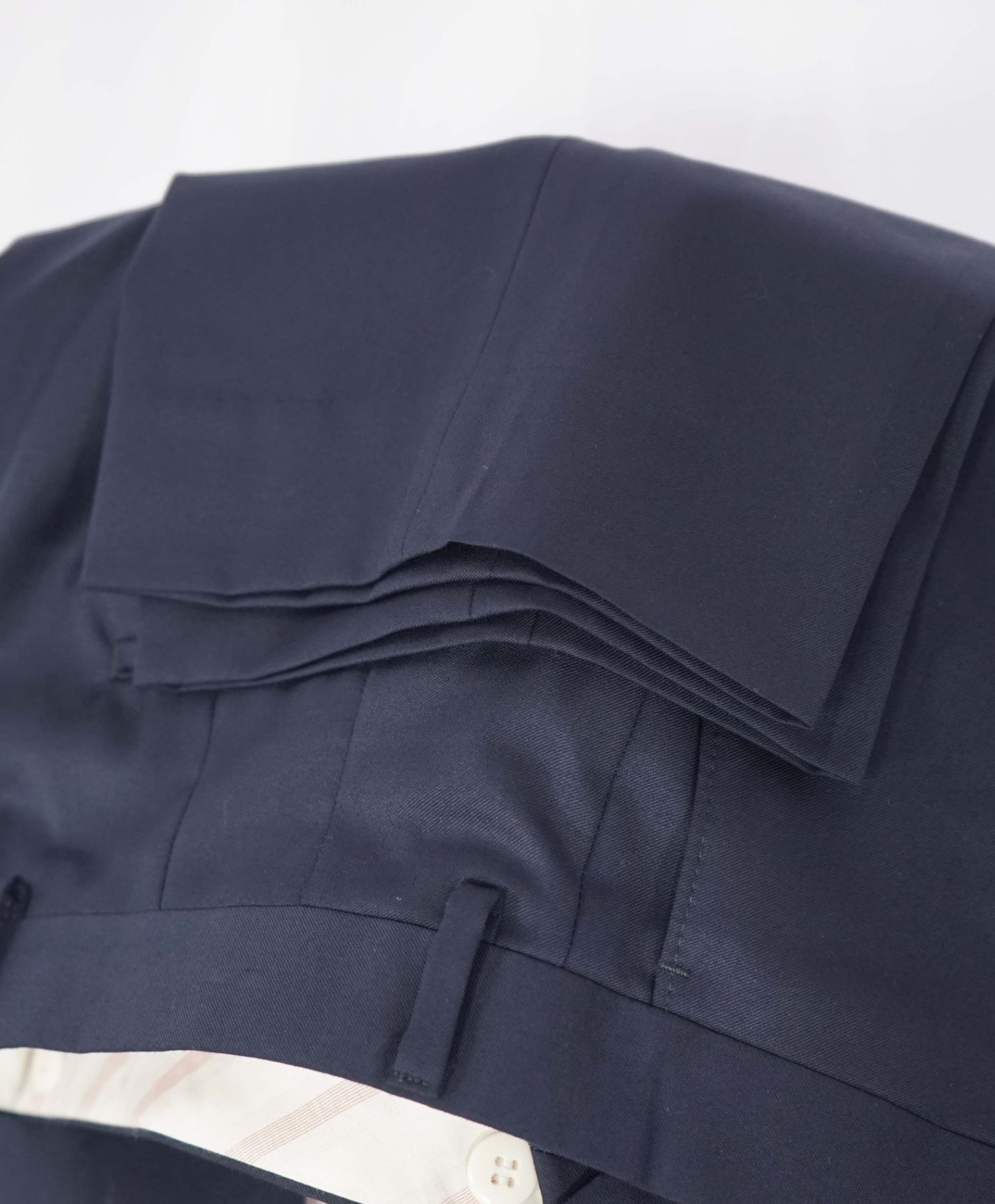 $1,495 LORO PIANA For SAMUELSOHN - Navy Blue Wool Suit - 42R