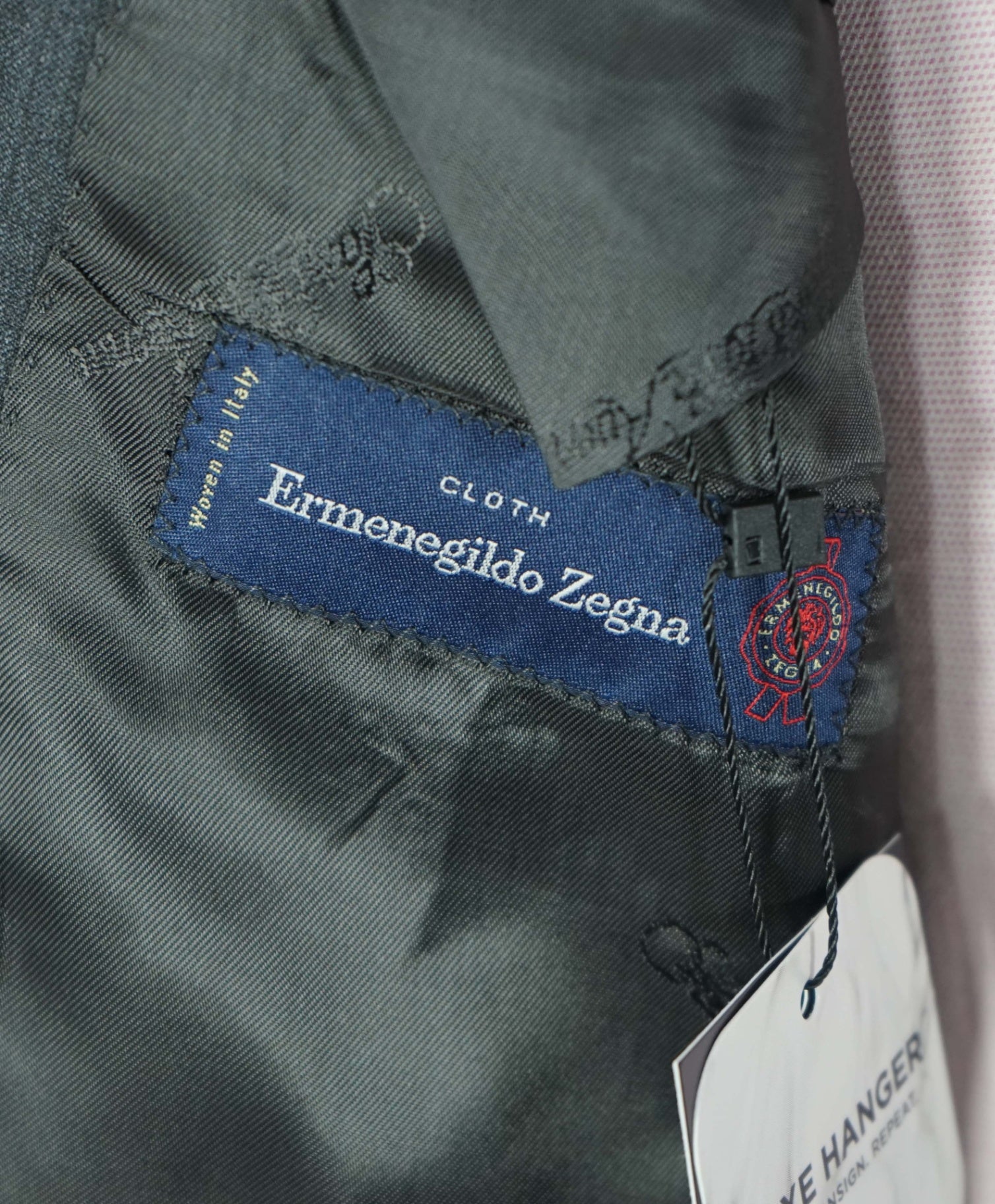$1,295 ZEGNA For SFA - Solid Gray Wool/Silk Suit - 42S