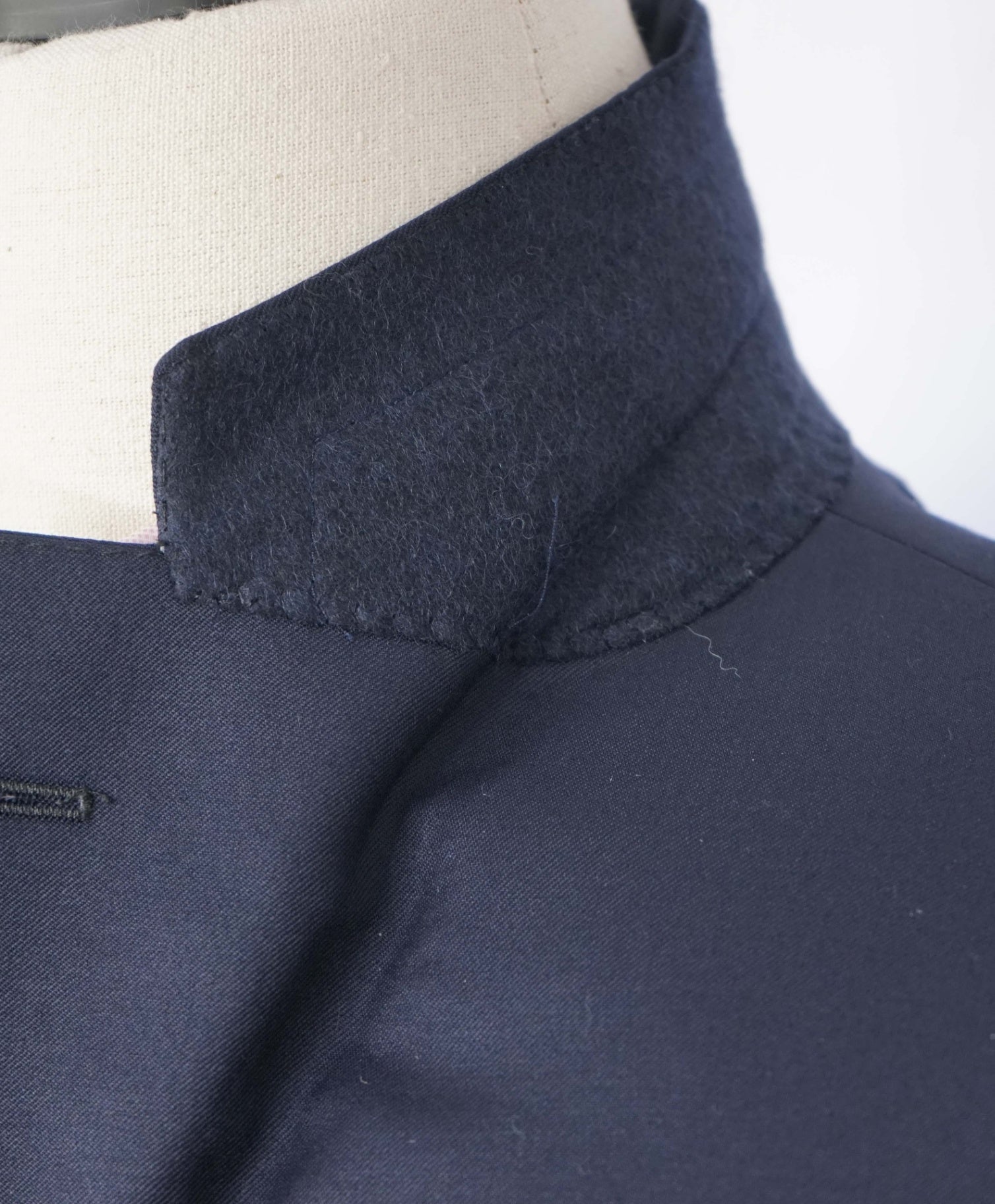 $1,495 LORO PIANA For SAMUELSOHN - Navy Blue Wool Suit - 42R