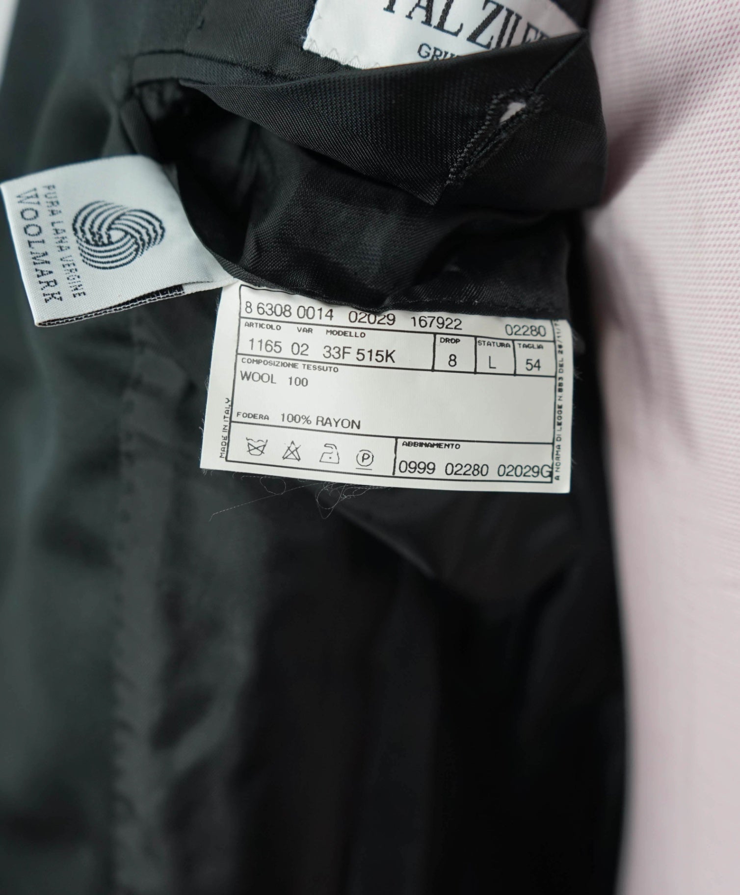 PAL ZILERI - *VINTAGE* Black Wool 3Btn Notch Lapel Tuxedo - 44L