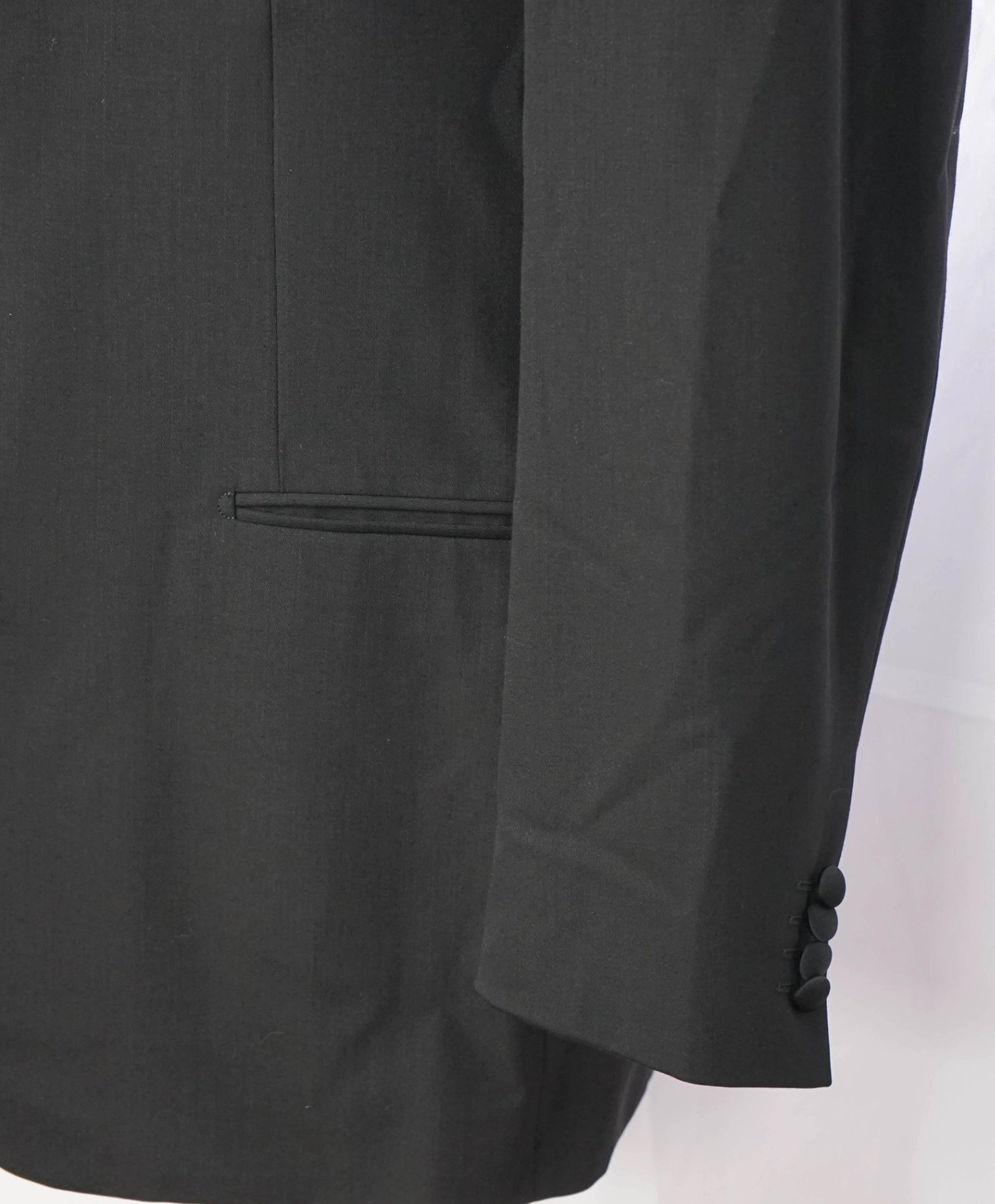 PAL ZILERI - *VINTAGE* Black Wool 3Btn Notch Lapel Tuxedo - 44L