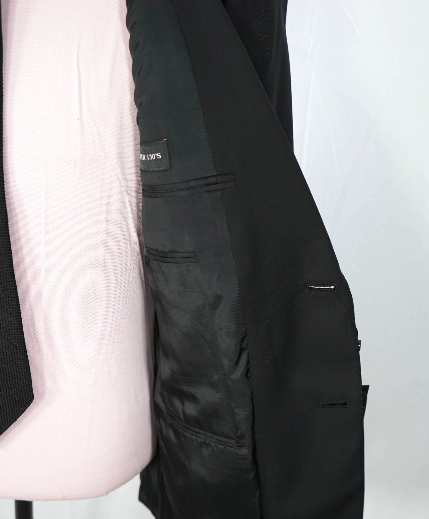 $1,495 EMPORIO ARMANI - Solid Black 130's Wool Blazer - 40R