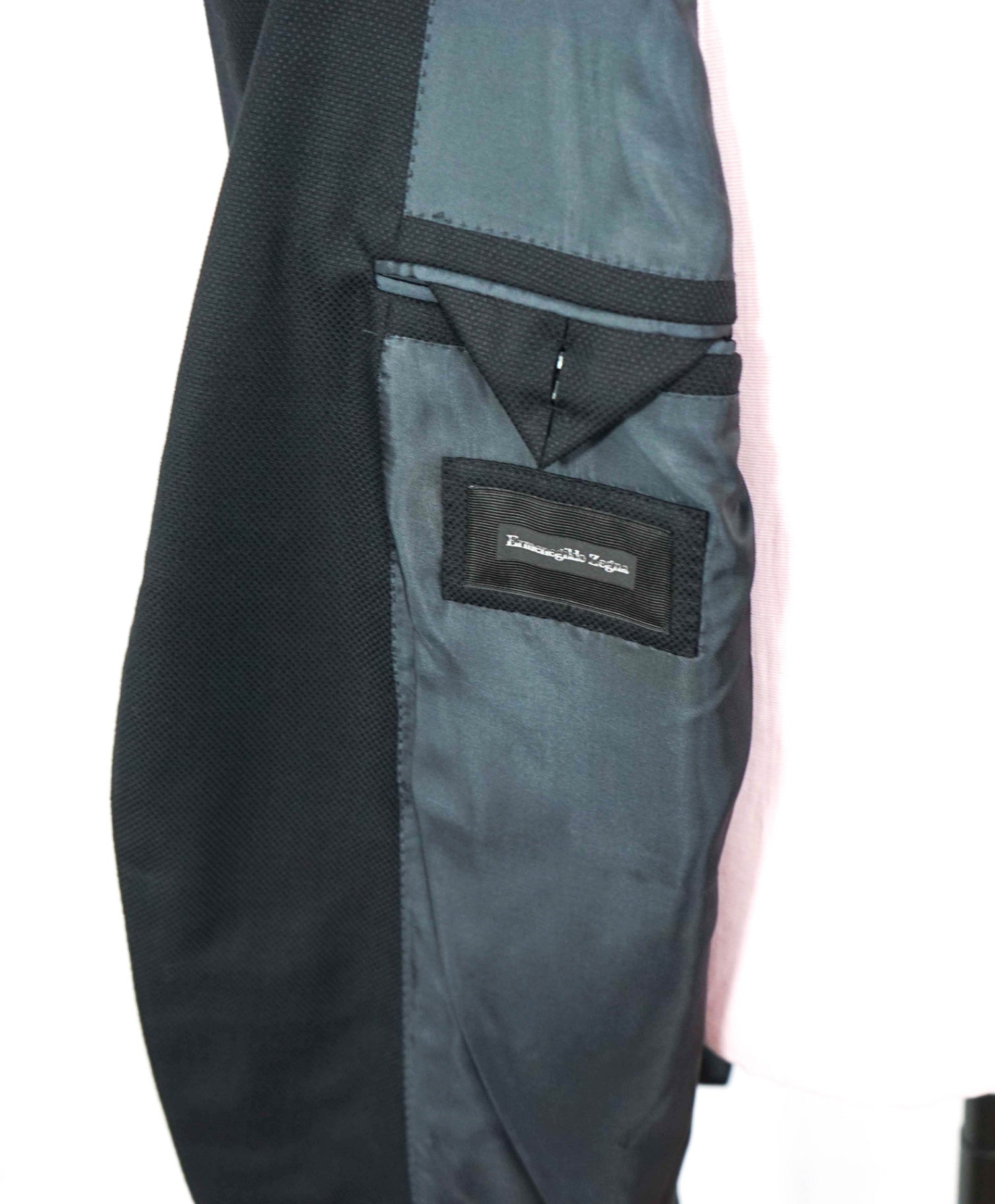 $2,595 ZEGNA - Black "COOL EFFECT" Wool Blazer - 50R US