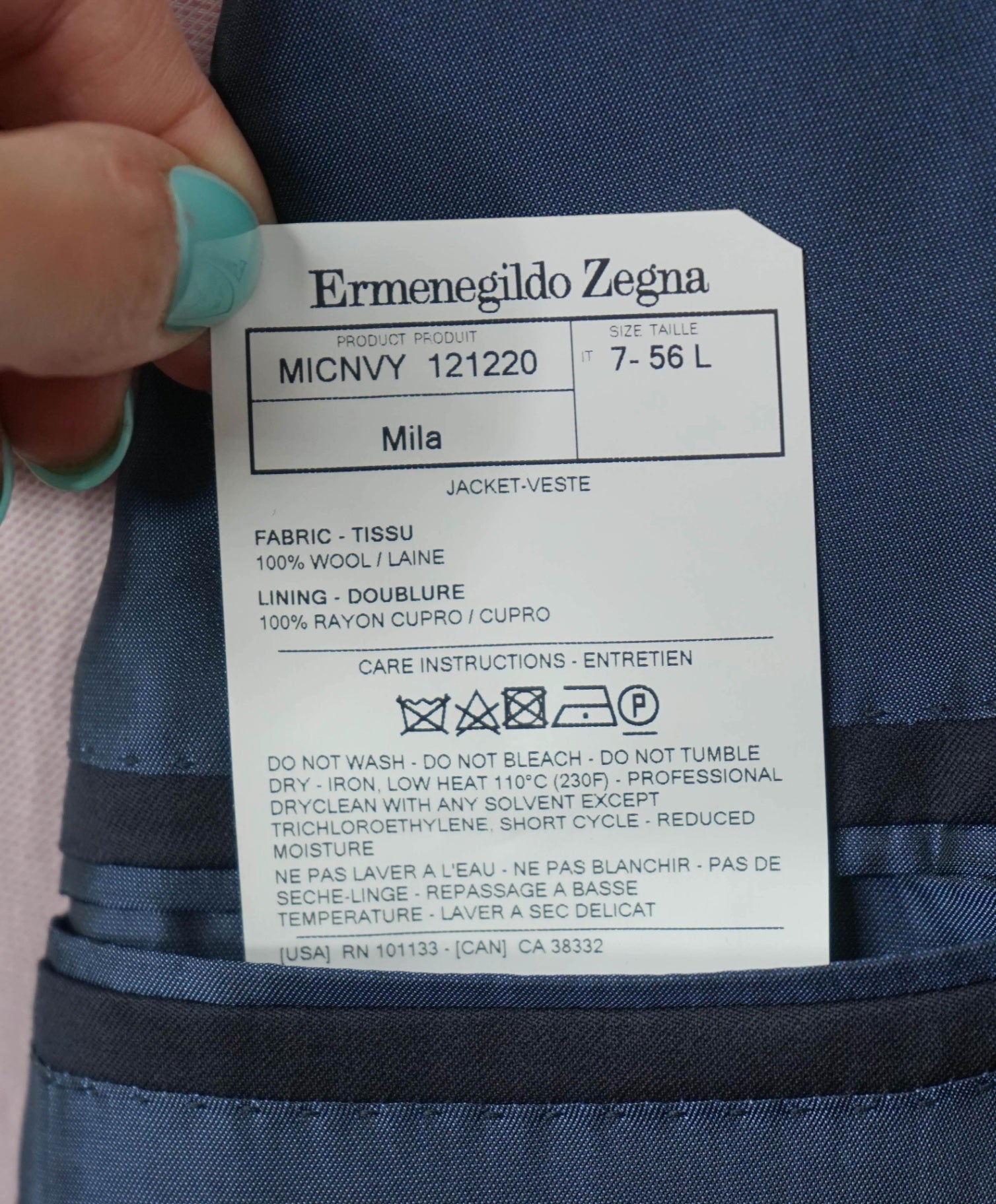 $2,695 ZEGNA - Navy Blue "MICRONSPHERE" Wool Blazer - 46L