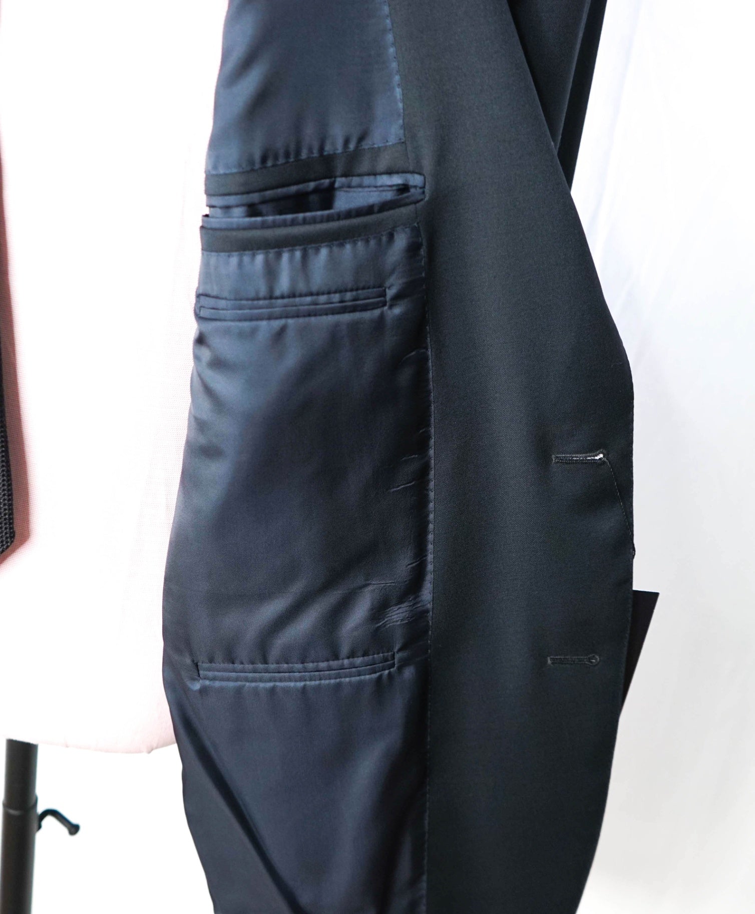 $2,895 ZEGNA - Navy Blue "MULTISEASON" Wool Blazer - 48R