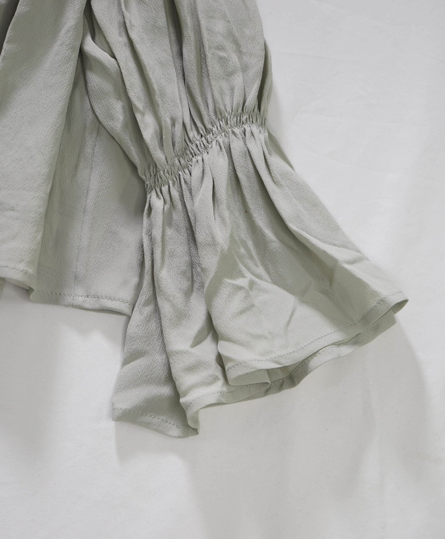$595 ELEVENTY - Green Acetate/Silk Long Sleeve Shirt - 2 US