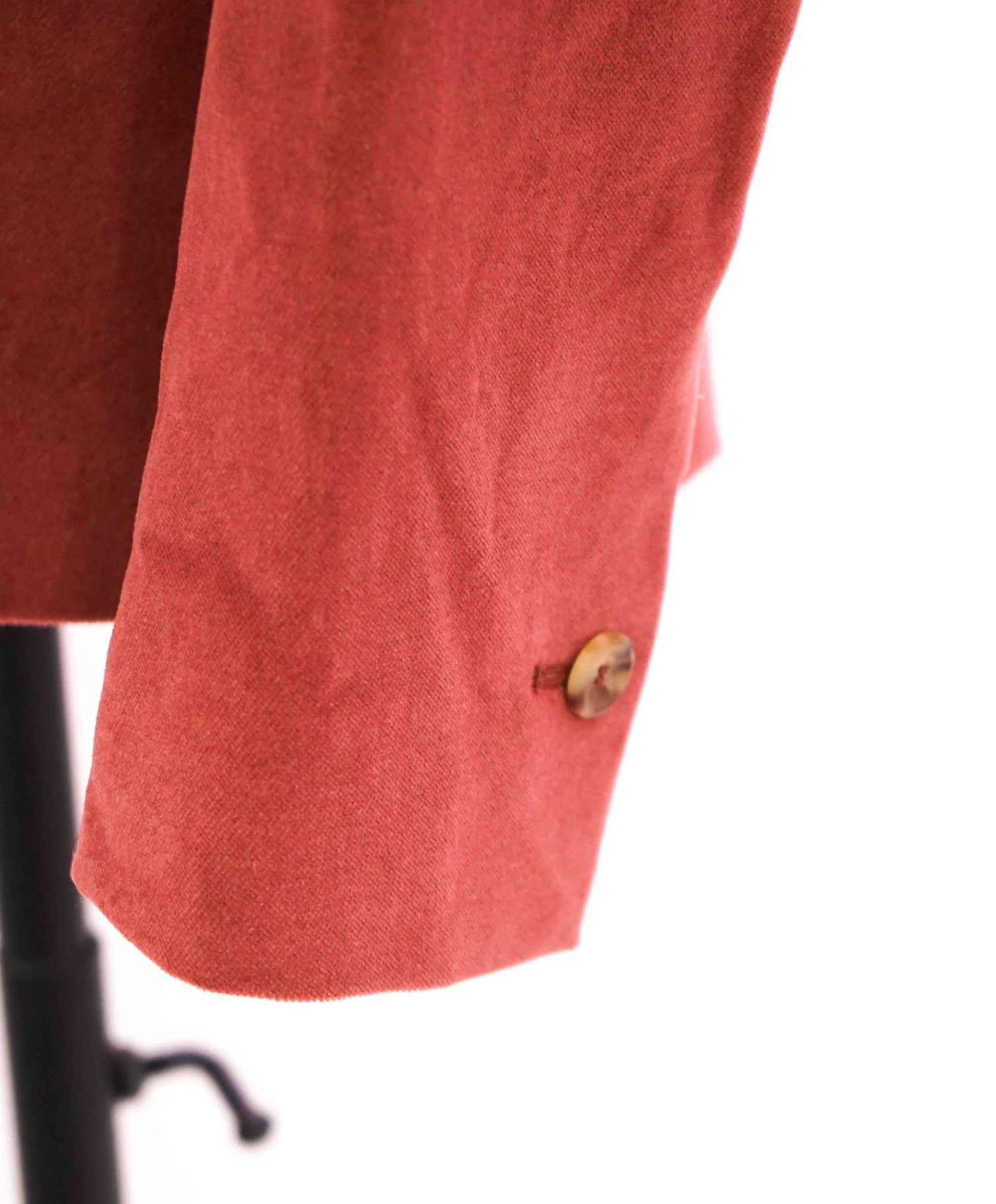 $1,195 ELEVENTY - Pink Velvet Peak Lapel Blazer - 2 US 40EU